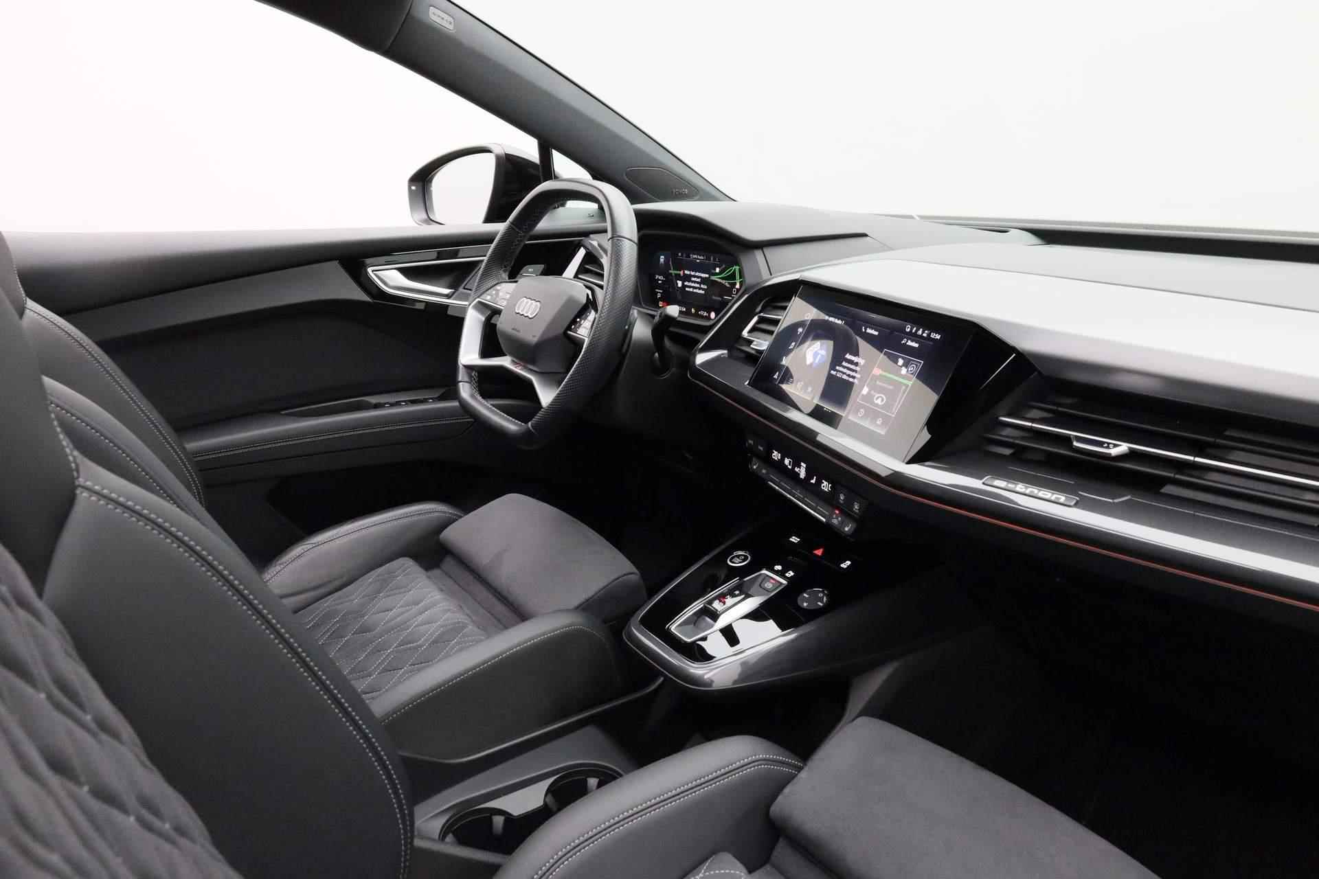 Audi Q4 Sportback e-tron 50 299PK quattro S edition 77 kWh | Pano | HUD | Camera | SONOS sound  | Standkachel | 21 inch - 48/52