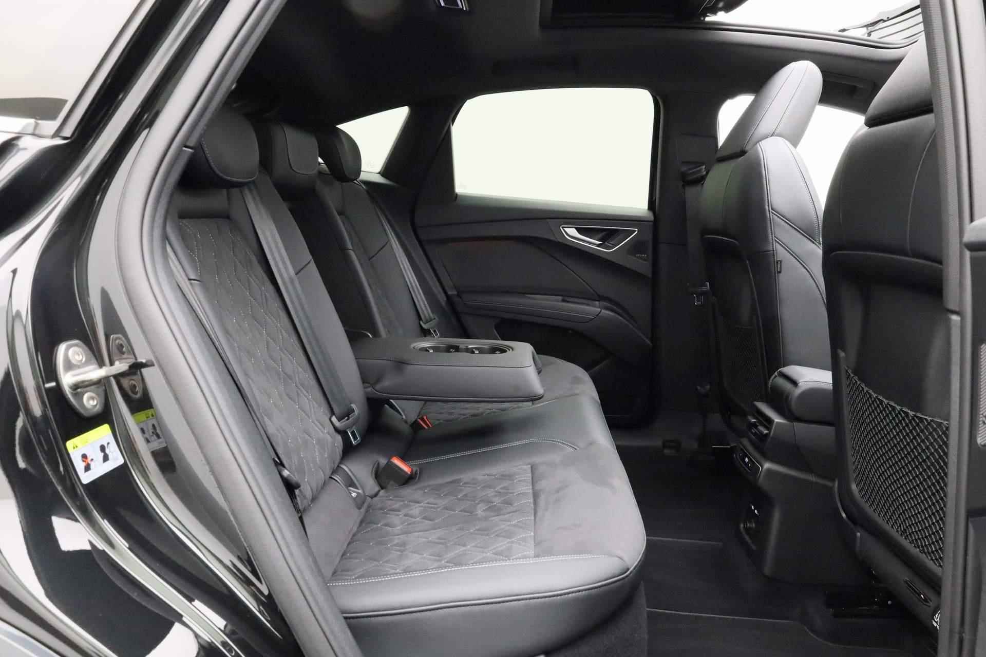Audi Q4 Sportback e-tron 50 299PK quattro S edition 77 kWh | Pano | HUD | Camera | SONOS sound  | Standkachel | 21 inch - 49/52