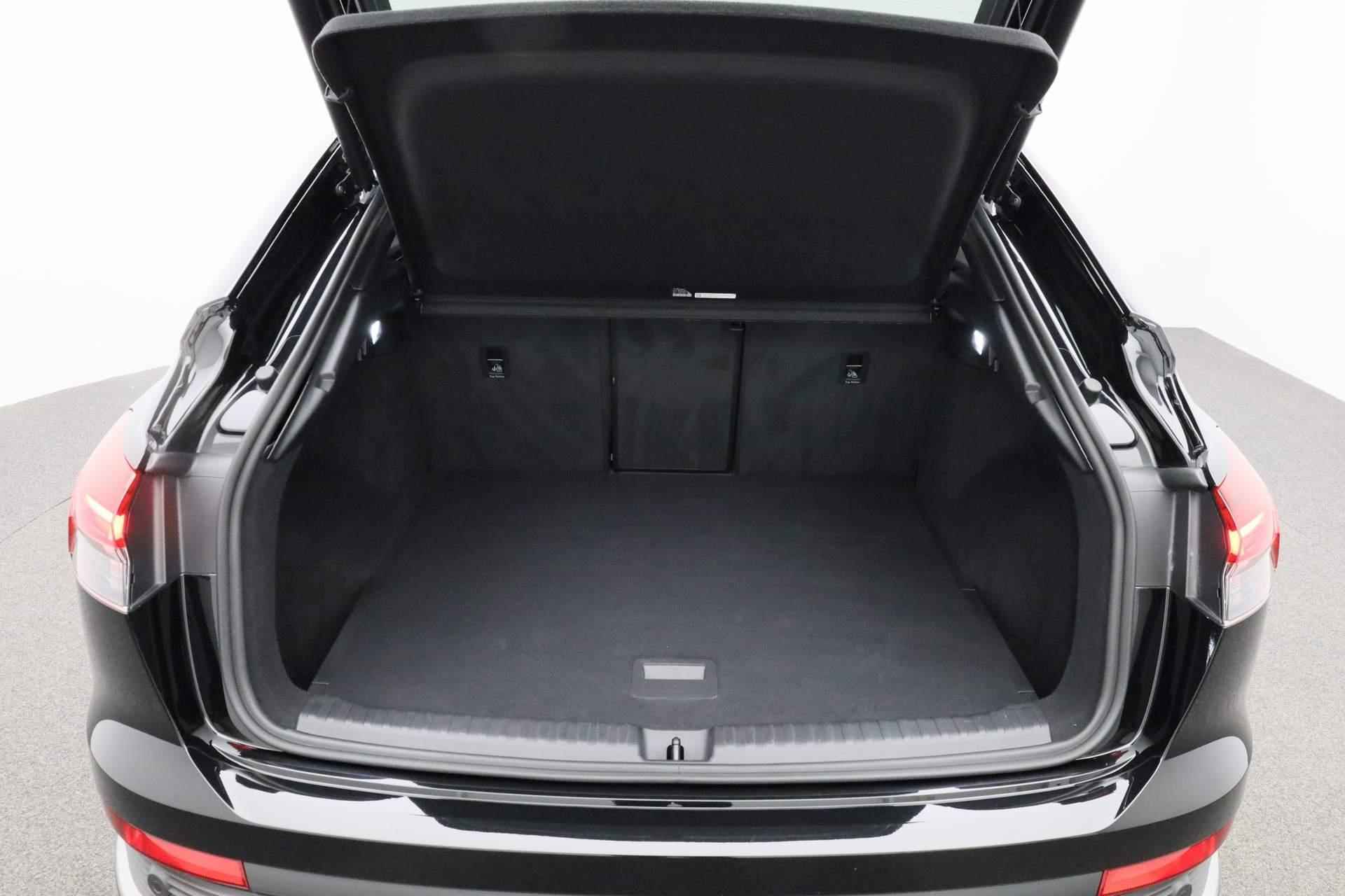 Audi Q4 Sportback e-tron 50 299PK quattro S edition 77 kWh | Pano | HUD | Camera | SONOS sound  | Standkachel | 21 inch - 52/52