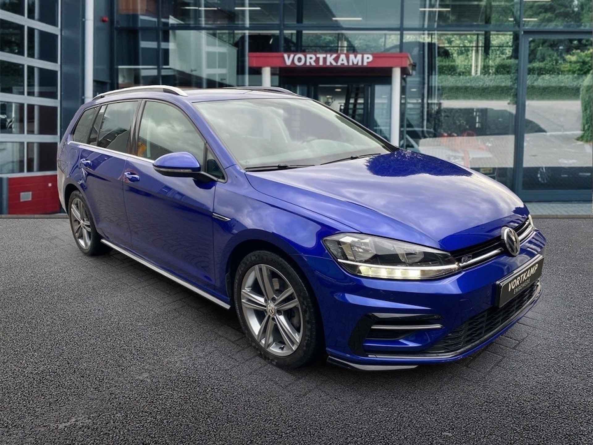 VOLKSWAGEN Golf 1.0 TSI R-LINE CAMERA/NAVI/CARPLAY/ACC/PDC/STOELVERW - 3/26