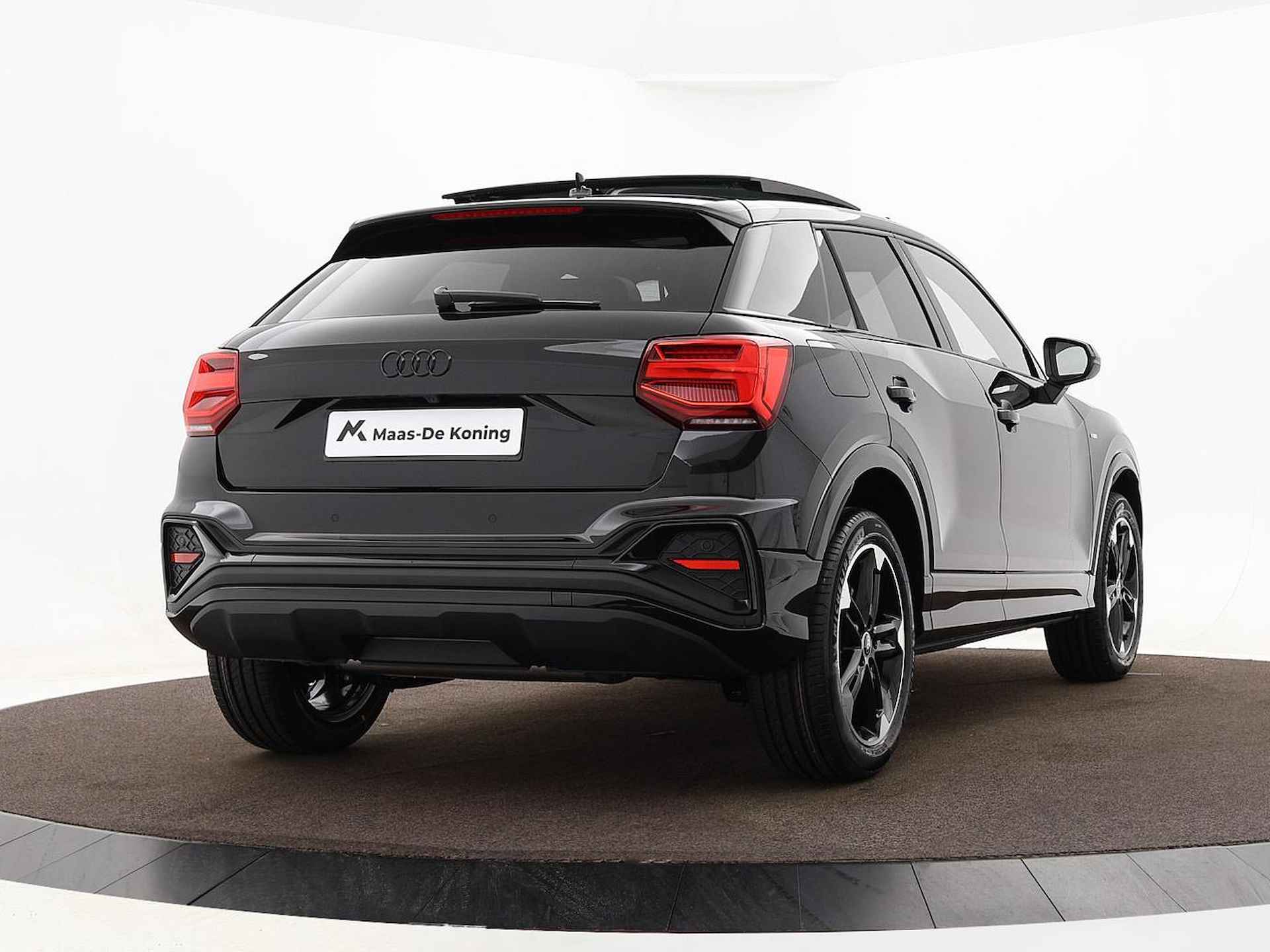 Audi Q2 S Edition 35 TFSI 150 PK · Glazen panoramadak · SONOS Premium 3D · 18" LM Velgen - 3/36