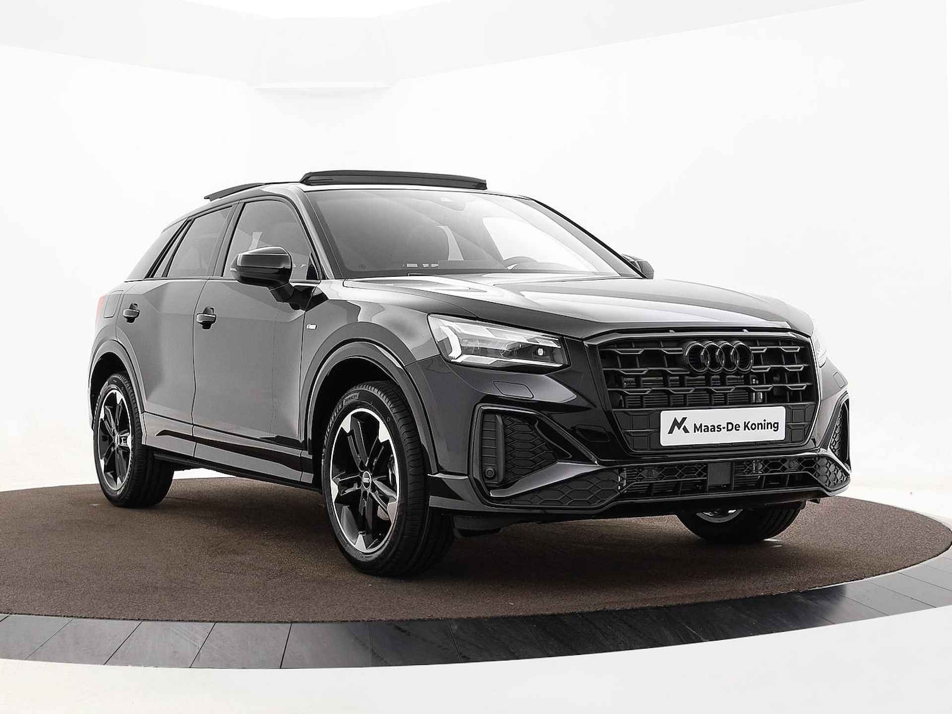 Audi Q2 S Edition 35 TFSI 150 PK · Glazen panoramadak · SONOS Premium 3D · 18" LM Velgen - 19/36