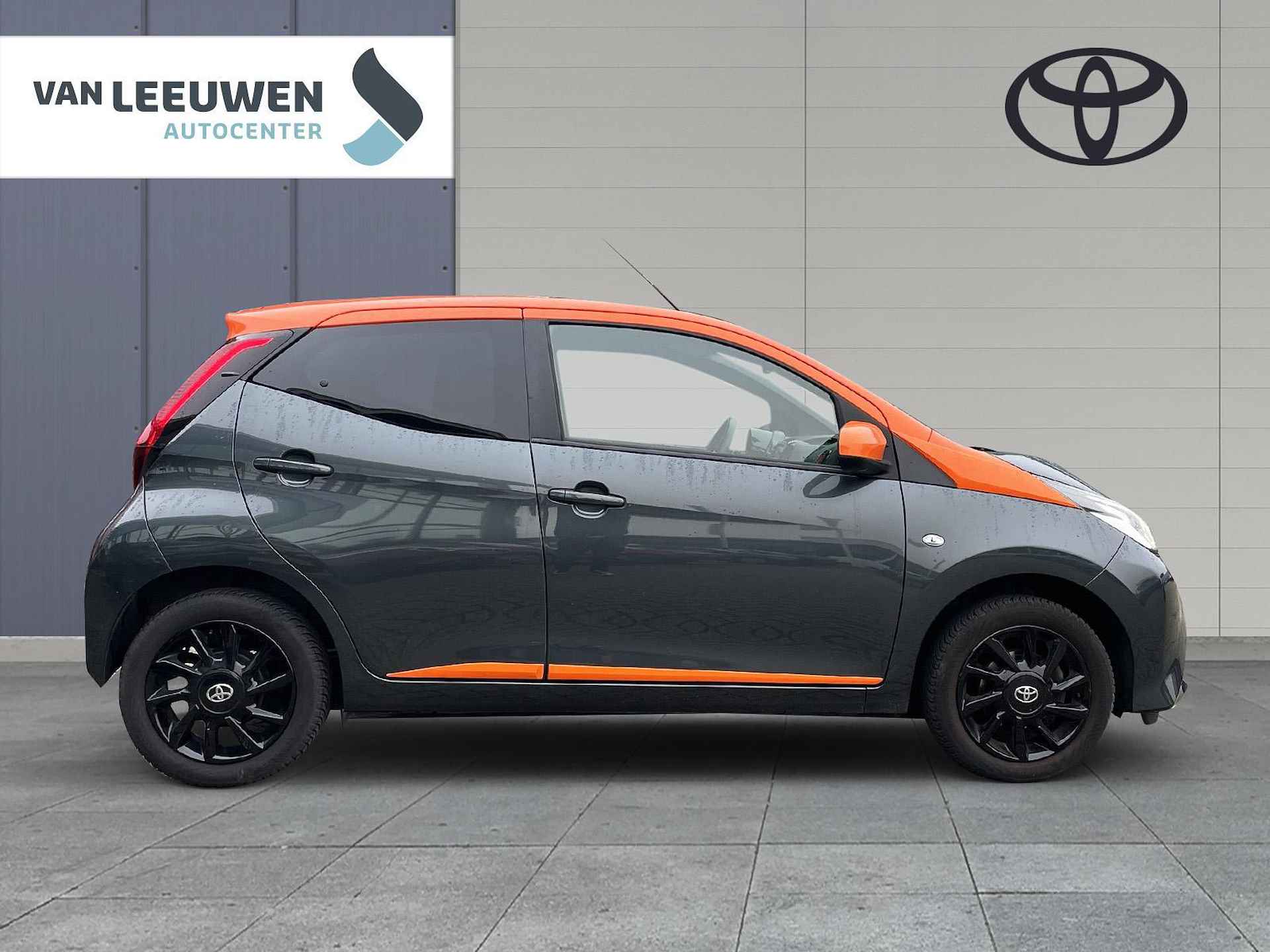 Toyota Aygo 1.0 VVT-i x-JBL - 4/18