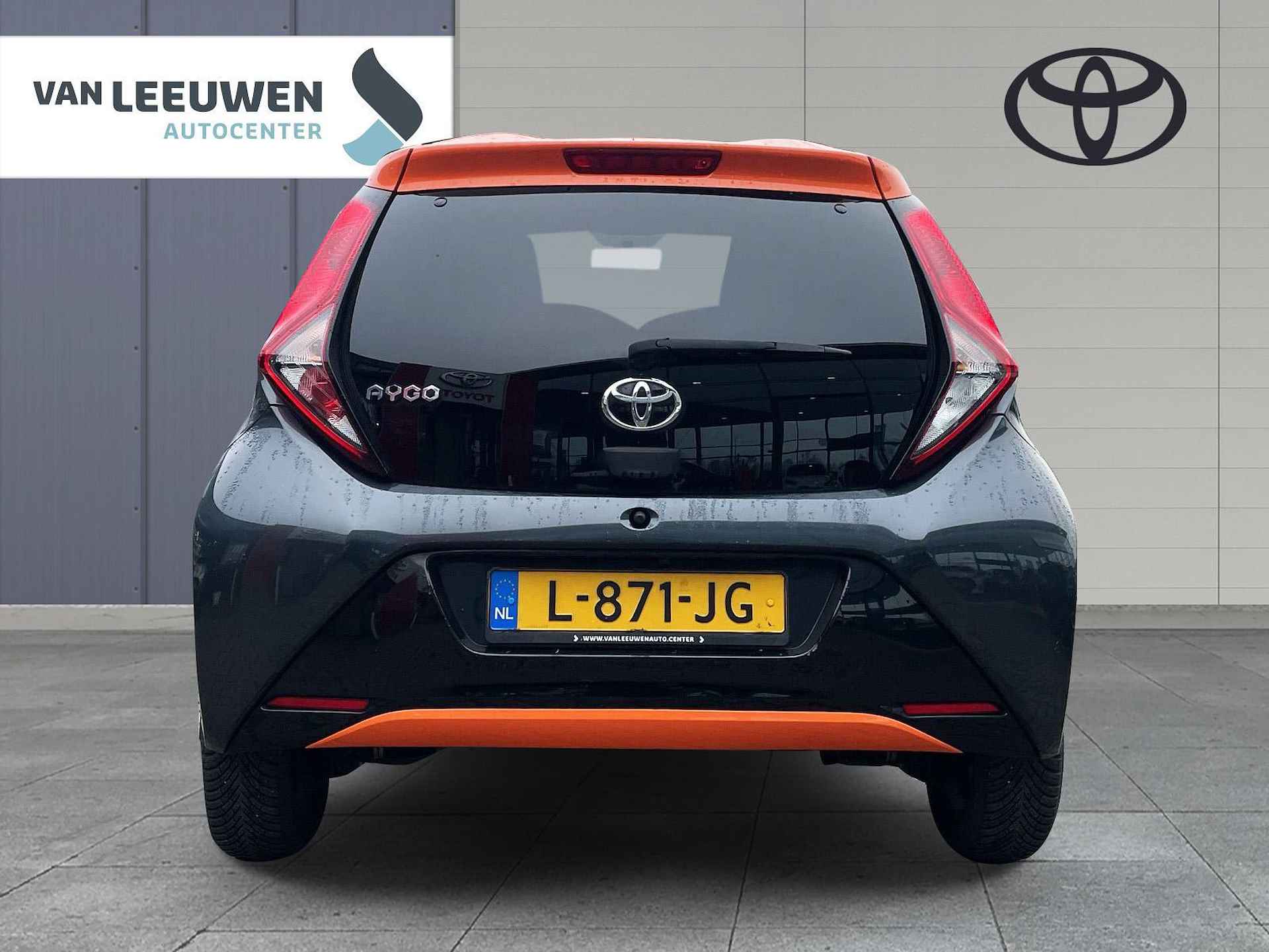 Toyota Aygo 1.0 VVT-i x-JBL - 6/18