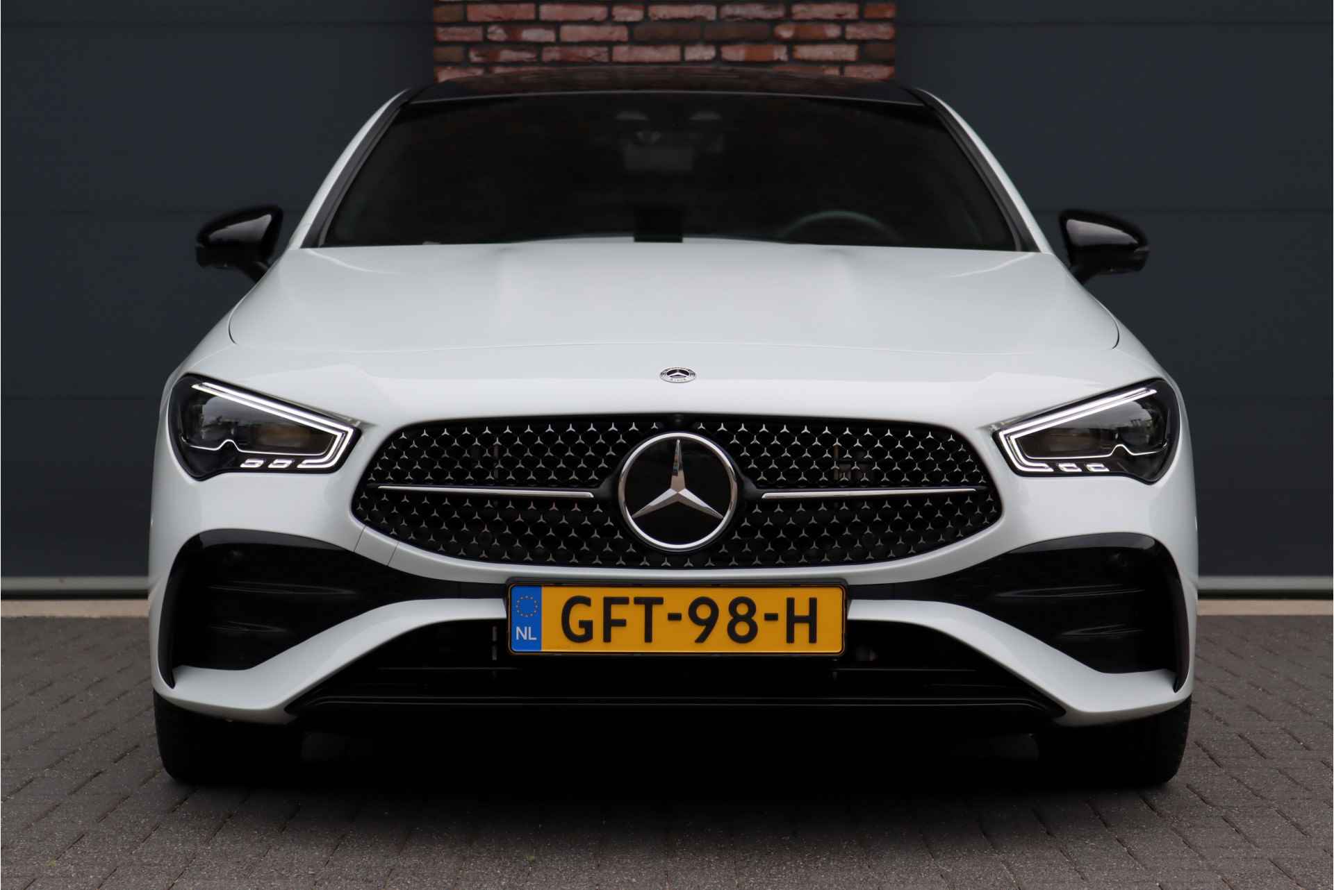 Mercedes-Benz CLA-Klasse Shooting Brake 250 e AMG Line Aut8 | Facelift | Panoramadak | Distronic+ | Memory | Verwarmd Stuuwiel | Leder | HUD | Sfeerverlichting | Augmented Reality | Surround Camera | Keyless Go | - 14/42