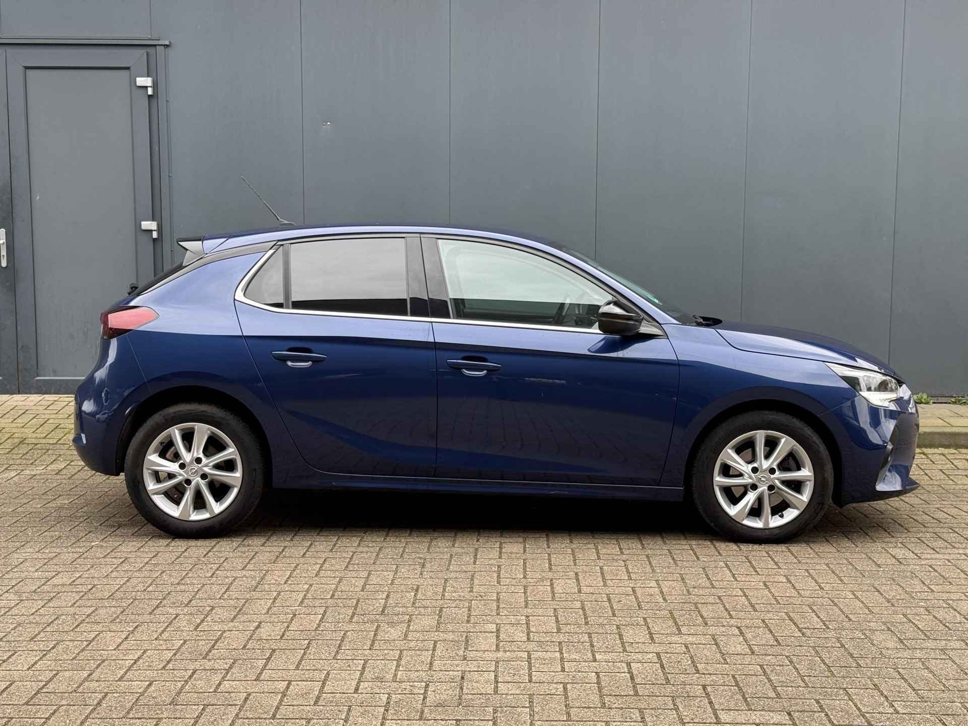 Opel Corsa 1.2 GS Line / 100 pk / Afneembare Trekhaak (1200 kg trekgewicht) / Apple carplay / Stuurverwarming / Stoelverwarming / Cruise Control / Bijrijdersstoel in hoogte verstelbaar / - 24/28