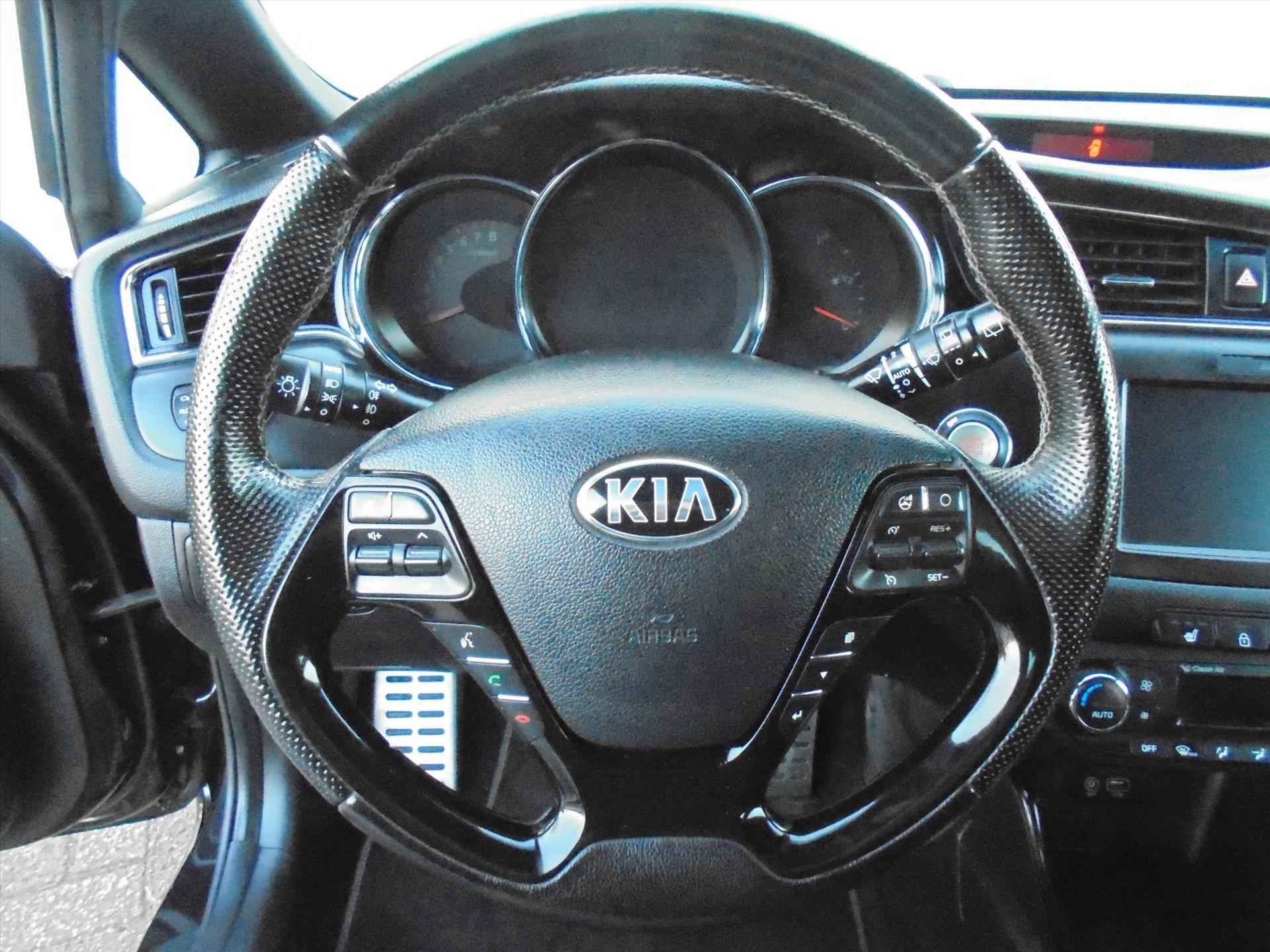 Kia Cee D 1.0 T-GDI 120PK GT-LINE ZEER NEETE NL-AUTO - 17/37