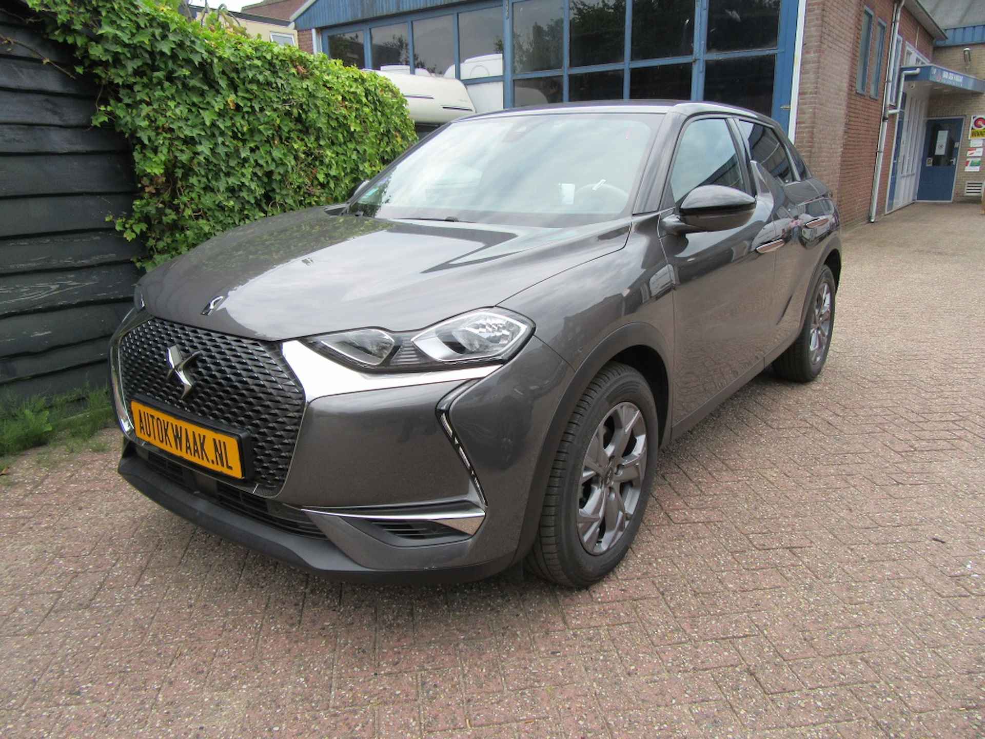 DS 3 Crossback 1.2 PT Perf. Line+ | Adapt cruise | Apple carplay | Meebewegende - 27/29