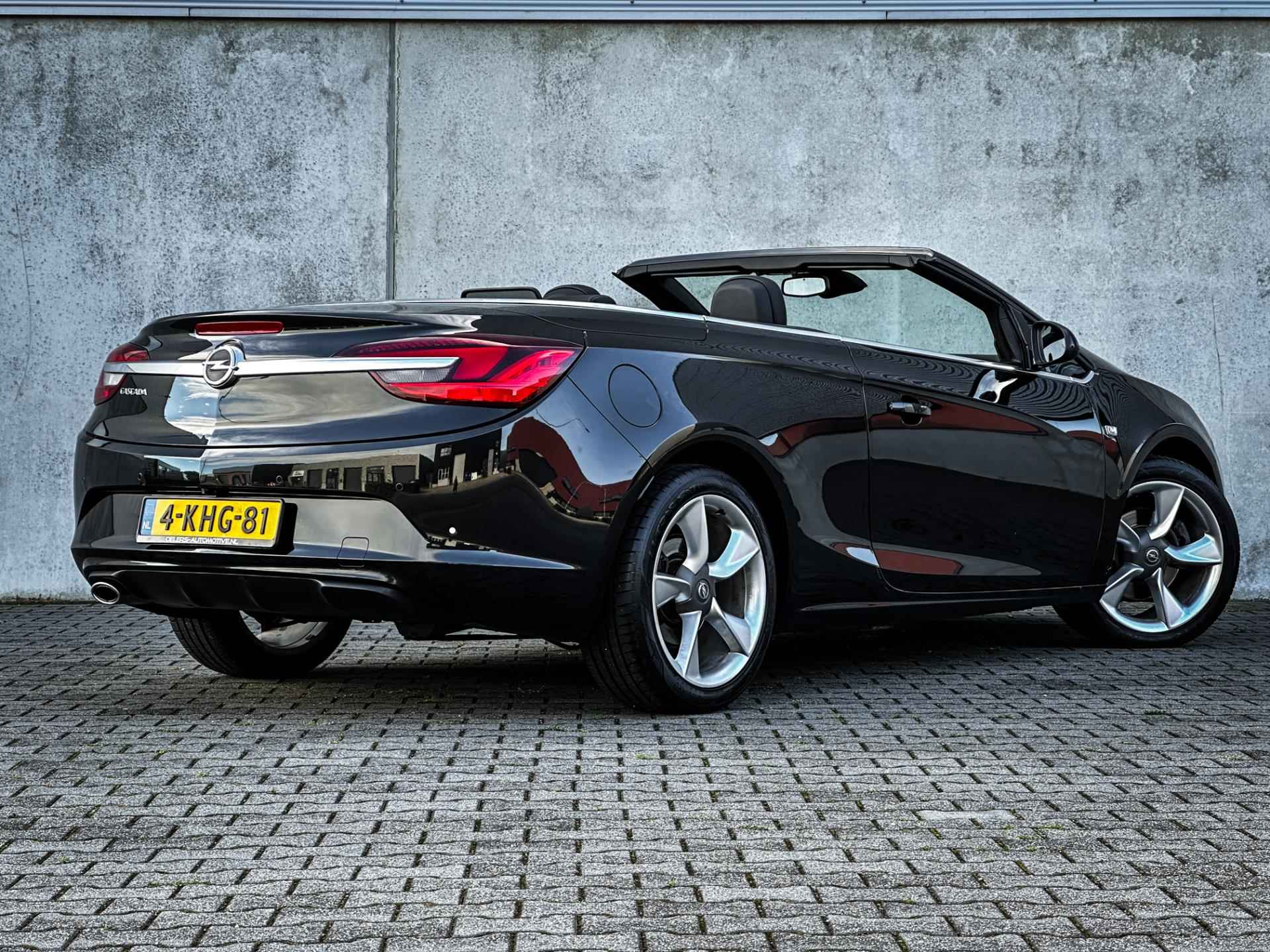 Opel Cascada 1.4 Turbo ecoFLEX Cosmo | Org. NL | Stoelventilatie | Clima | Navi |Metalic | Camera | Leder | Windscherm | - 2/44