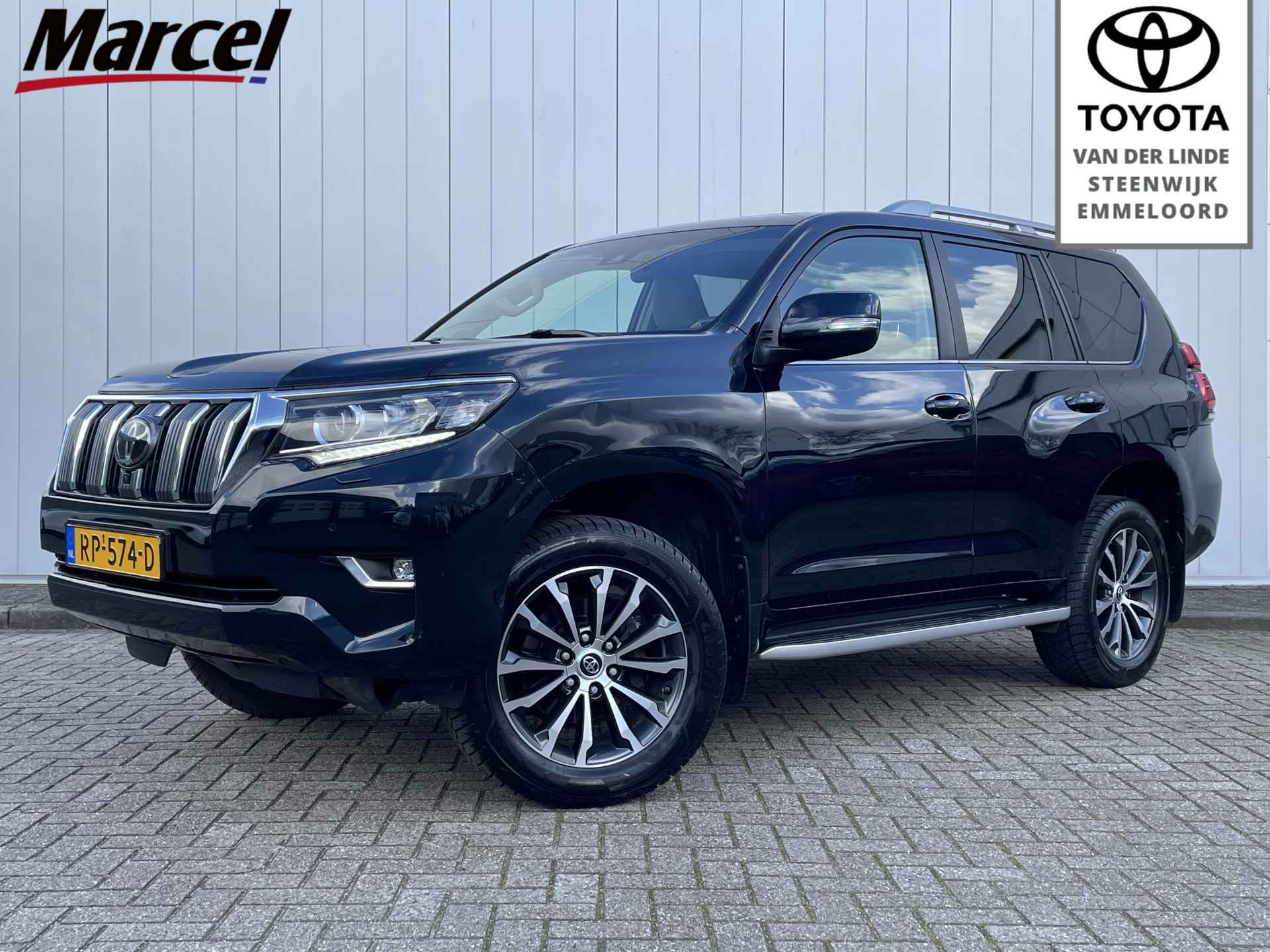 Toyota Land Cruiser 2.8 D-4D Executive 7 persoons Geel Kenteken BTW Auto Prijs INC BTW en BPM - 1/41