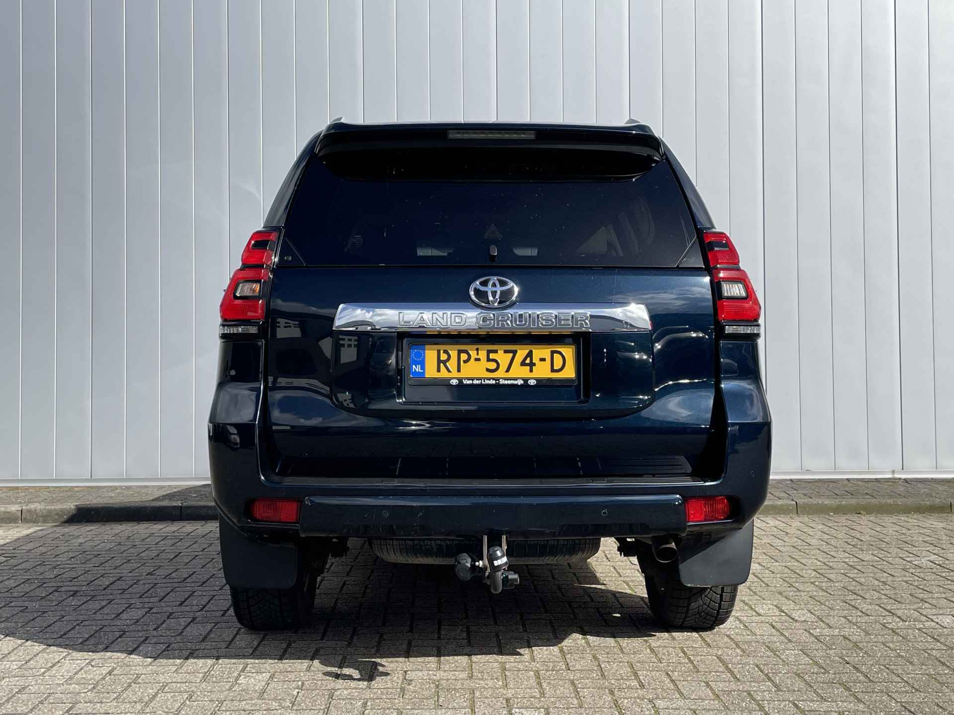 Toyota Land Cruiser 2.8 D-4D Executive 7 persoons Geel Kenteken BTW Auto Prijs INC BTW en BPM - 5/41