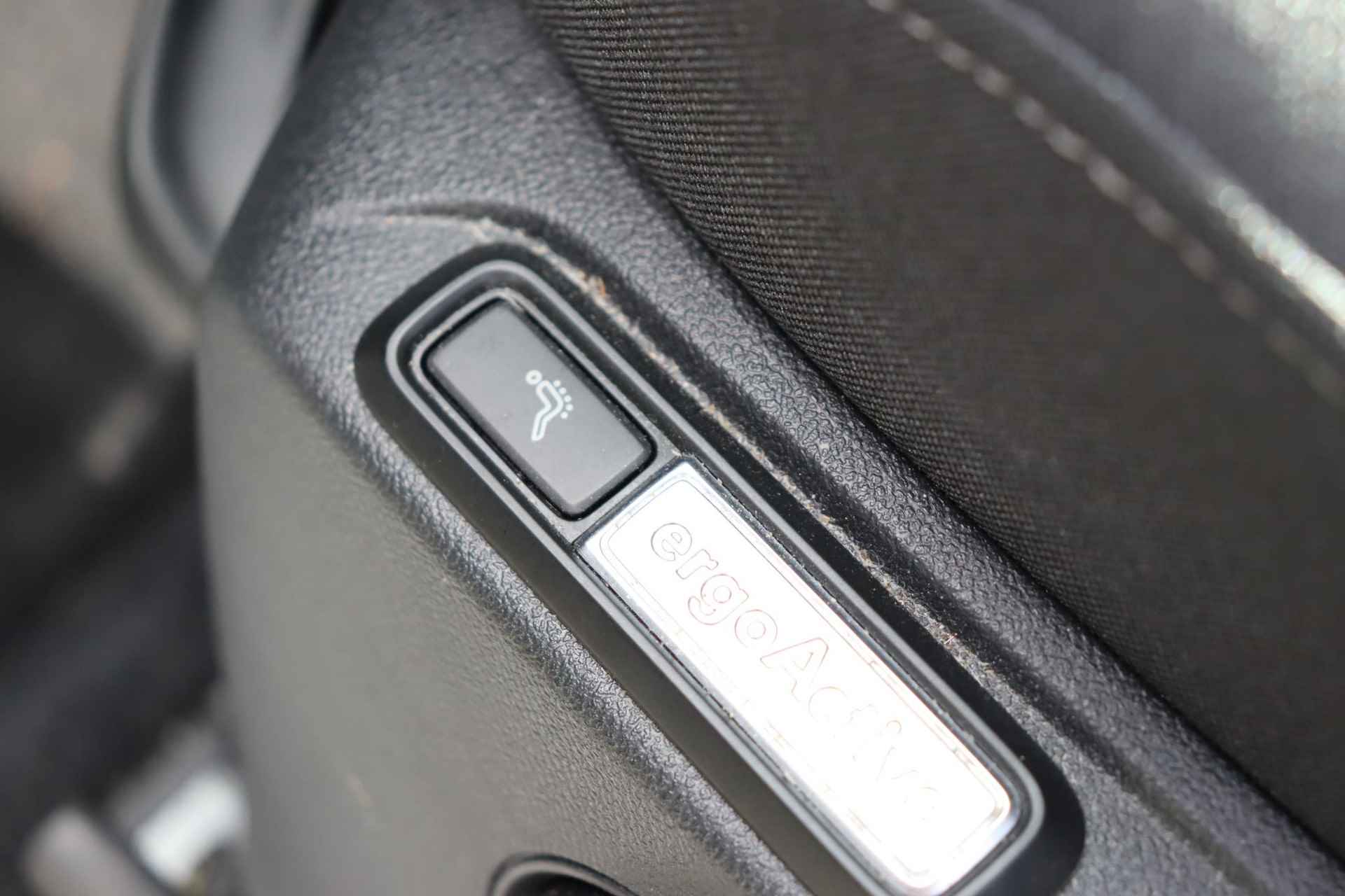 Volkswagen Tiguan Allspace 1.5 TSI Highline Business R 7p. / Keyless / Carplay / Camera / - 28/43