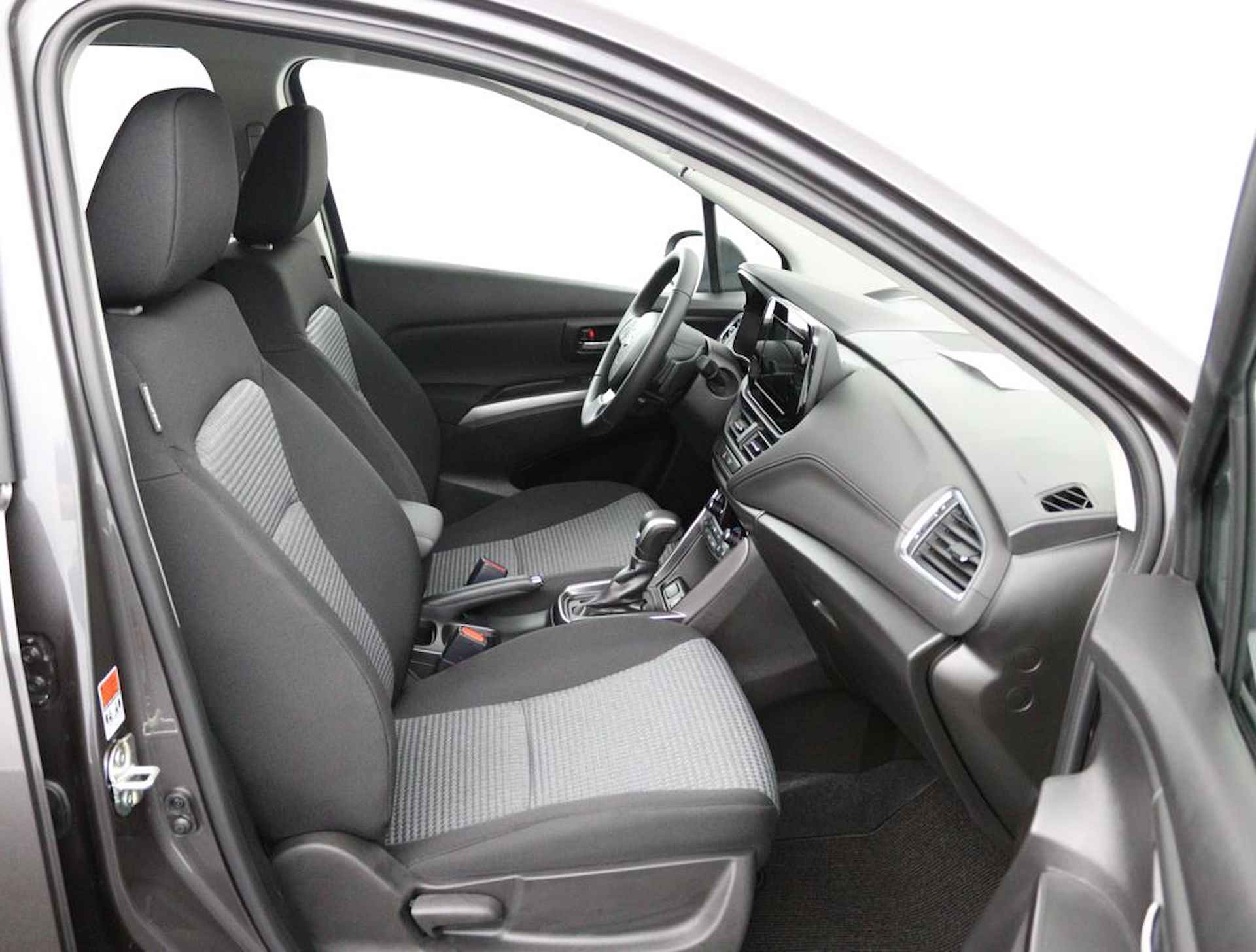 Suzuki S-Cross 1.5 Hybrid Select | Nieuwe auto | 6 Jaar Garantie | Apple Carplay & Android Auto | Keyless Entry | Dodehoek Detectie | Parkeersensoren Rondom | - 11/40