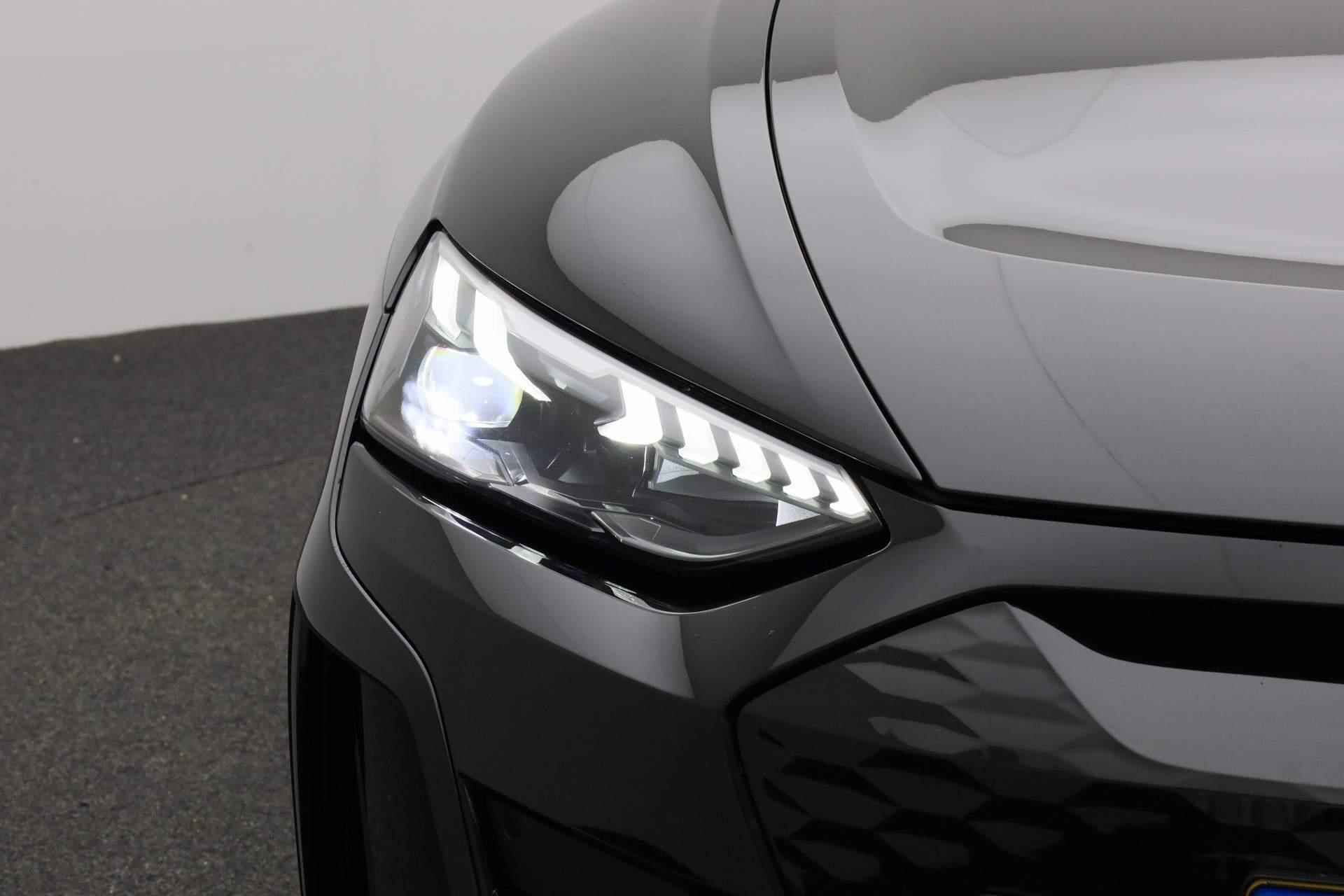 Audi e-tron GT Competition 93 kWh 476PK | Vierwiel besturing | Sportstoel Pro + ventilatie | Carbon inleg | Optiekzwart Plus | - 8/52