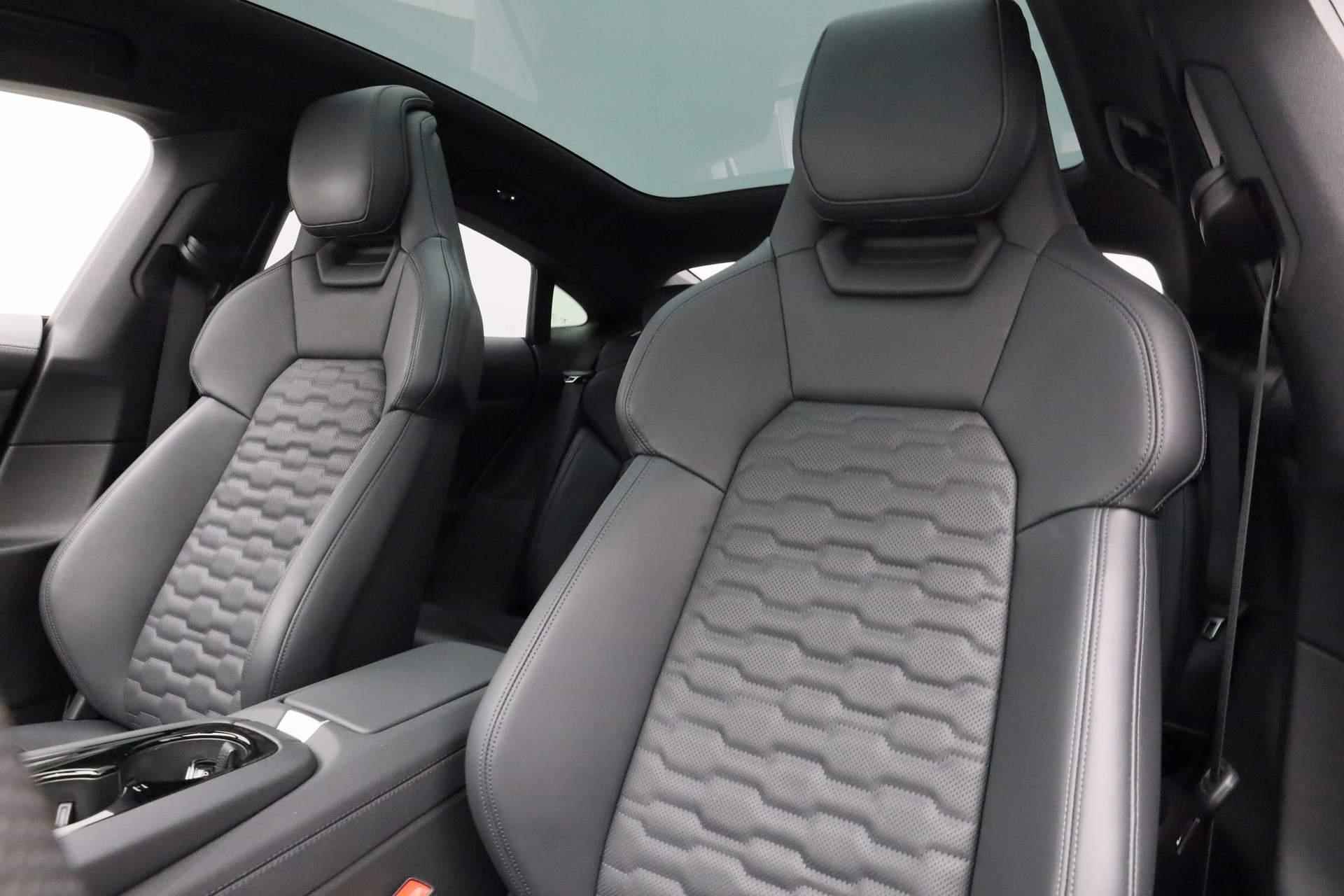 Audi e-tron GT Competition 93 kWh 476PK | Vierwiel besturing | Sportstoel Pro + ventilatie | Carbon inleg | Optiekzwart Plus | - 13/52