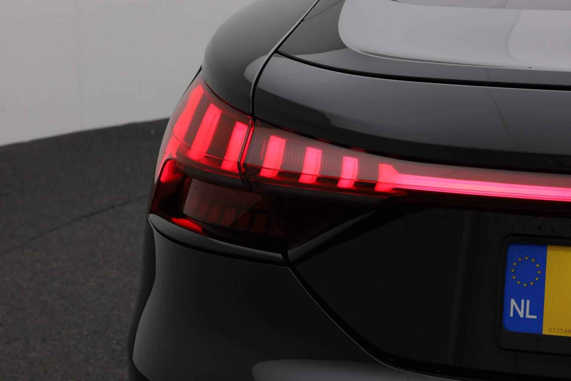 Audi e-tron GT Competition 93 kWh 476PK | Vierwiel besturing | Sportstoel Pro + ventilatie | Carbon inleg | Optiekzwart Plus | - 14/52