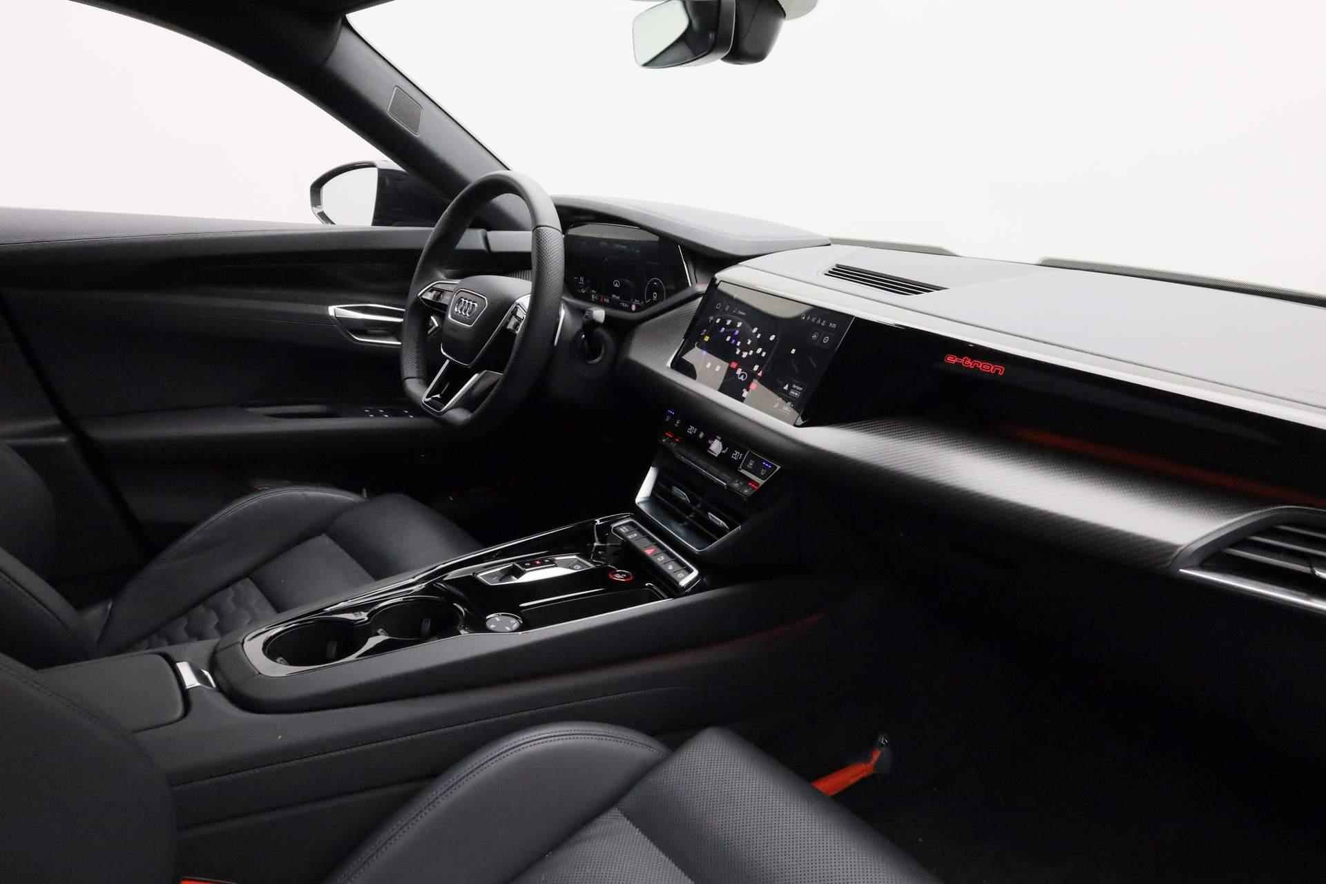 Audi e-tron GT Competition 93 kWh 476PK | Vierwiel besturing | Sportstoel Pro + ventilatie | Carbon inleg | Optiekzwart Plus | - 45/52