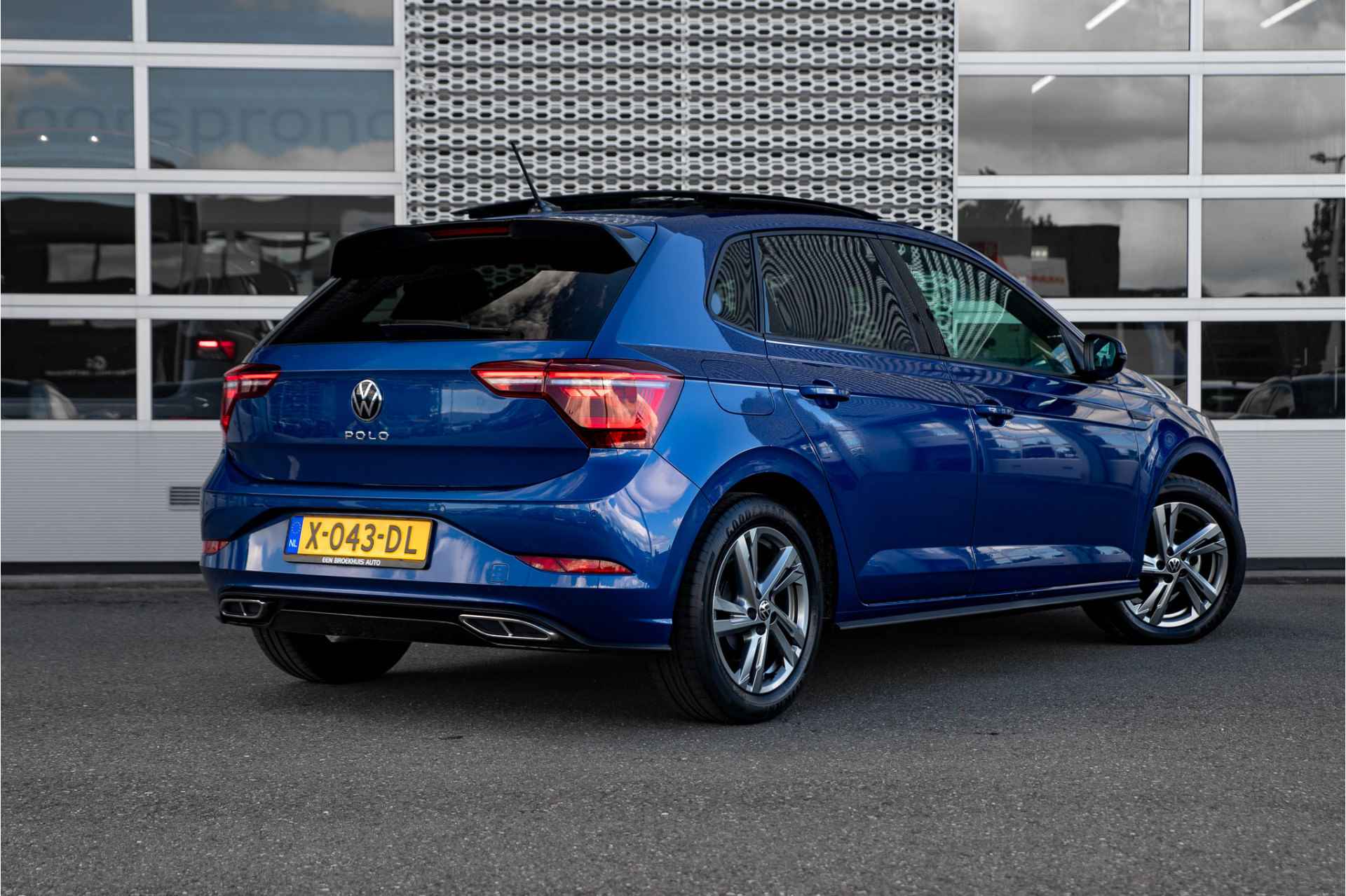 Volkswagen Polo 1.0 TSI R-Line Business DSG | Panorama Dak | Camera | Keyless | Sportonderstel | - 3/28