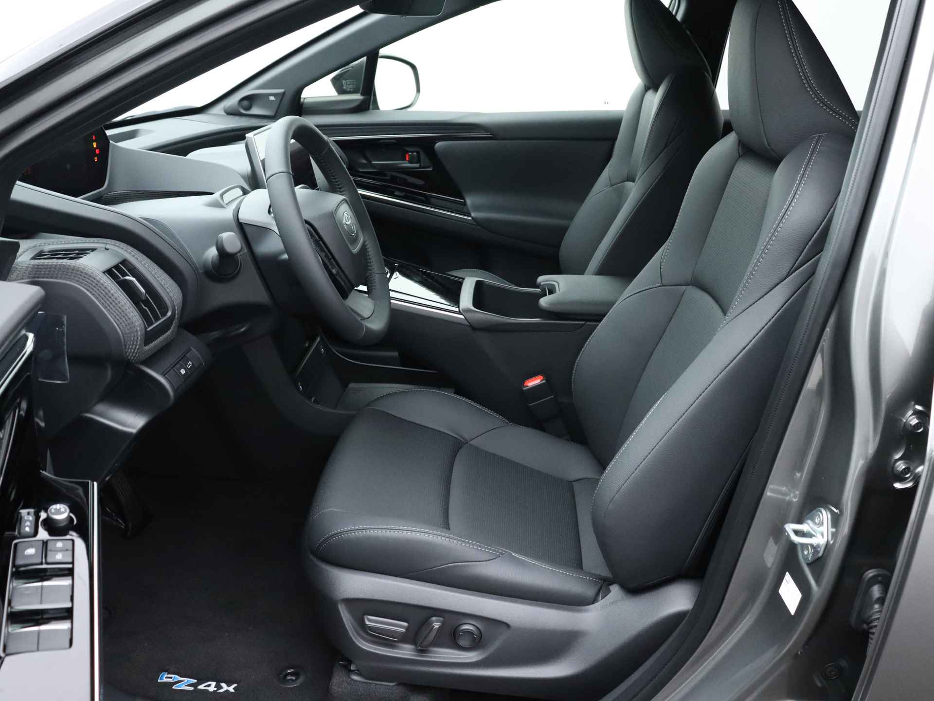 Toyota Bz4x Premium 4WD 71 kWh | Panoramadak | Nieuw & Direct Leverbaar - 15/45