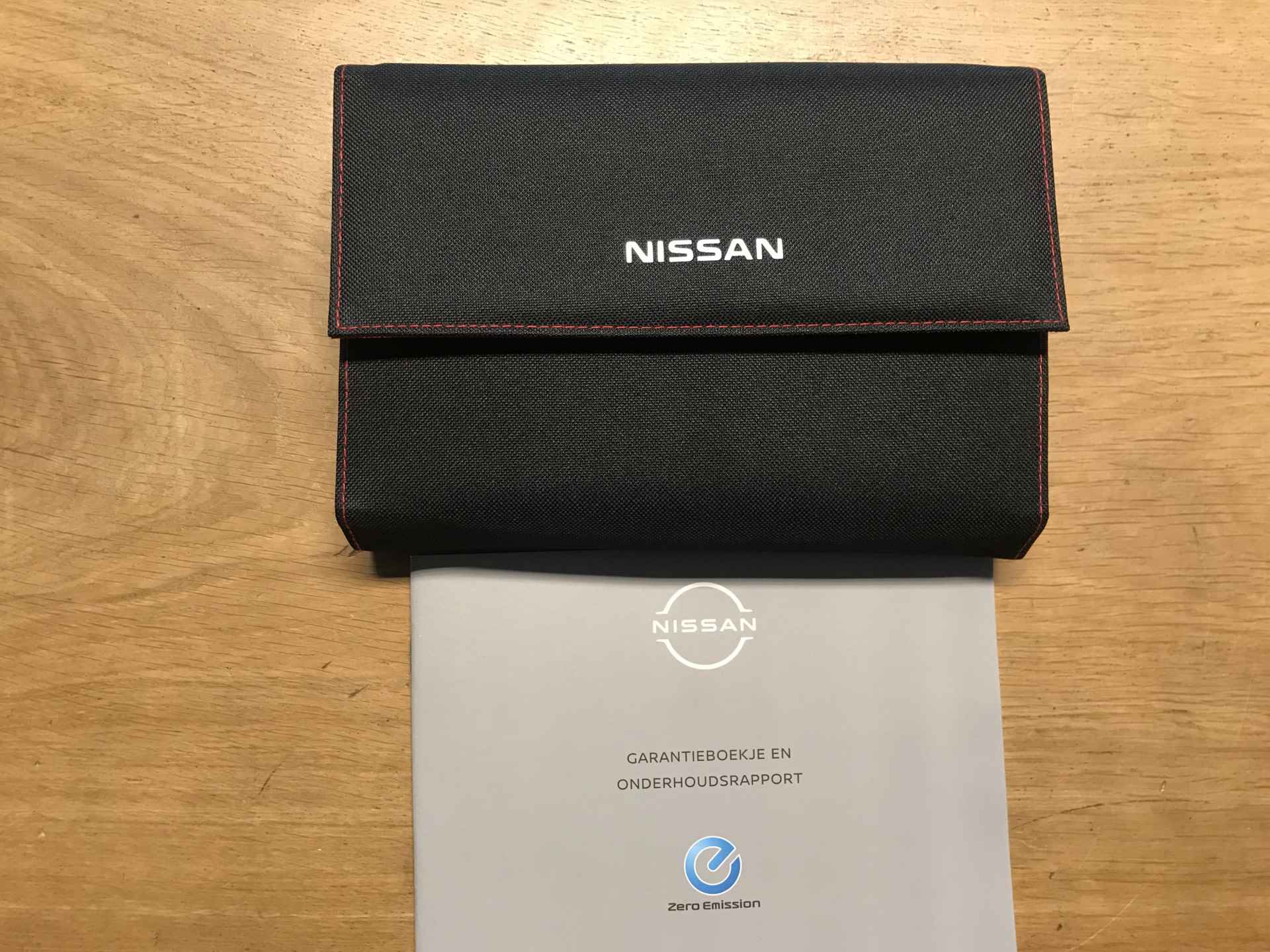 Nissan Leaf N-Connecta 40 kWh | Prijs inclusief btw |  * € 2000,- subsidie mogelijk | - 31/35