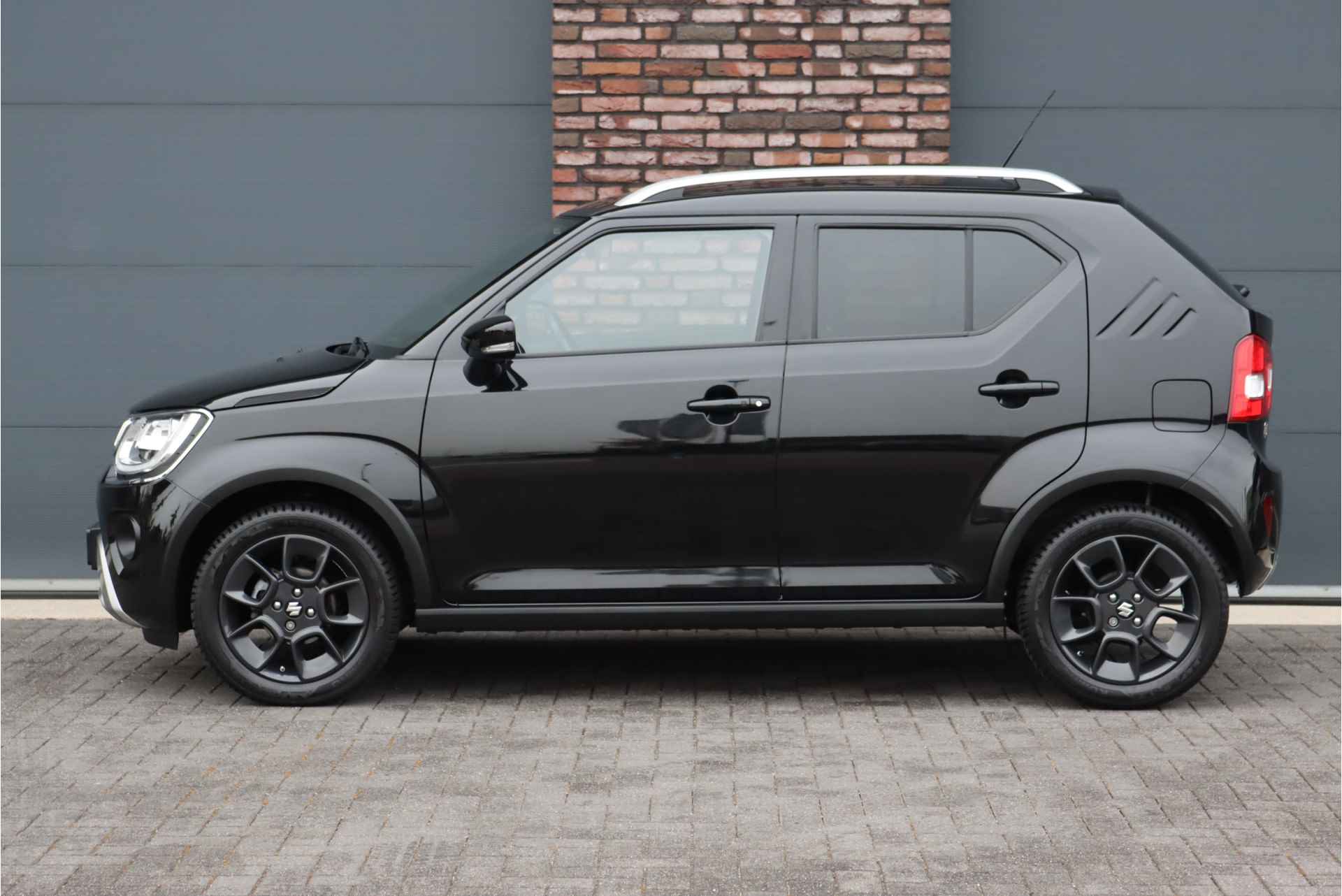 Suzuki Ignis 1.2 Smart Hybrid Style | Stoelverwarming | Camera | Apple Carplay/Android Auto | DAB | Navigatie | Cruise Control | - 10/28