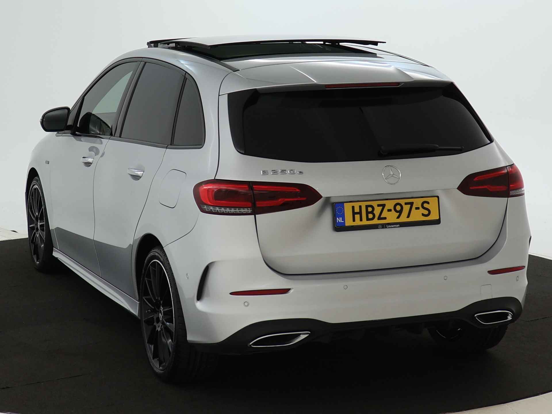 Mercedes-Benz B-Klasse 250 e AMG Plug-In HYbride | AMG Styling | Panorama Schuif-Kanteldak | | Inclusief 24 maanden MB Certified garantie voor Europa. - 14/50