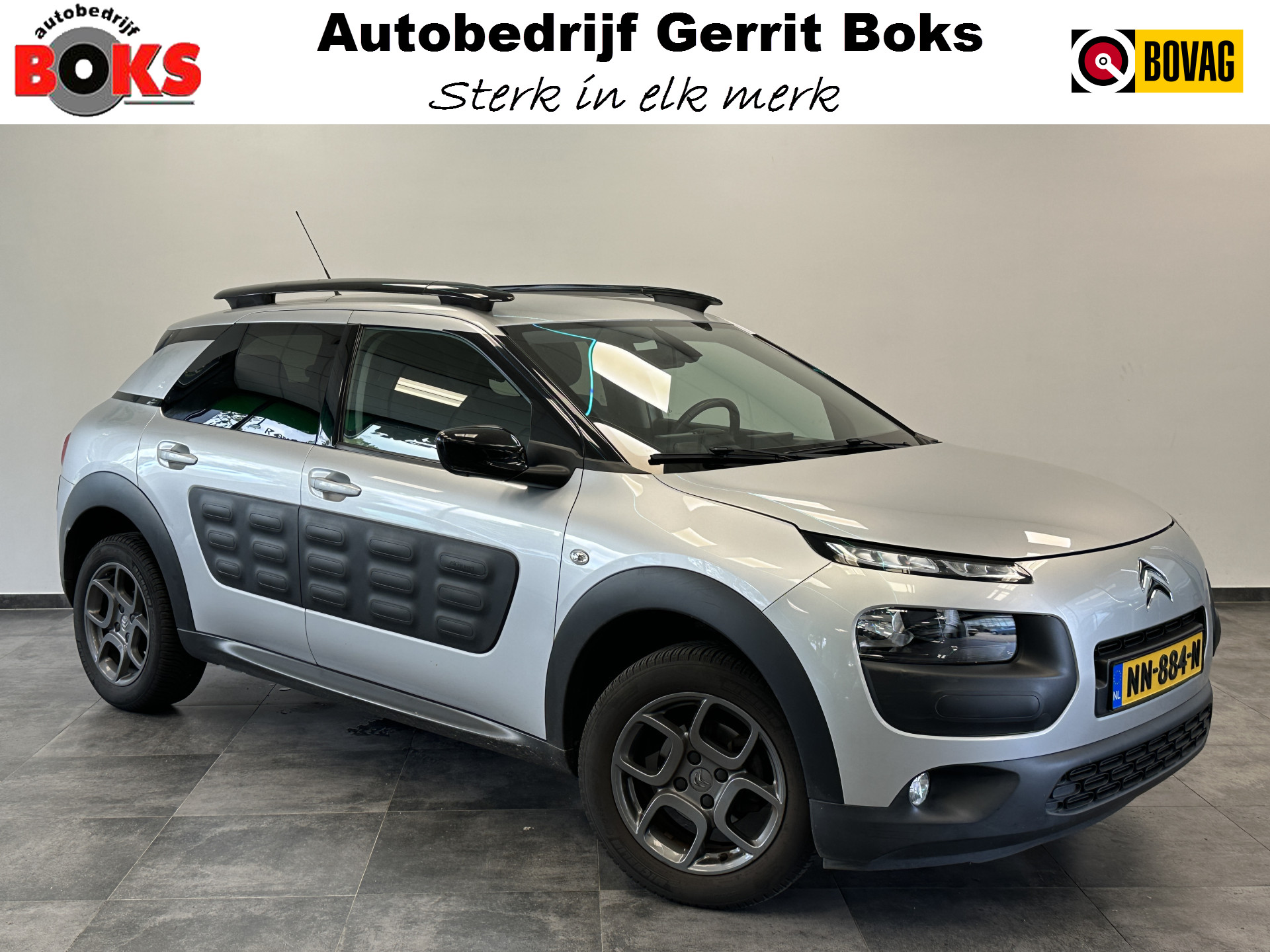 Citroën C4 Cactus 1.2 PureTech Shine Navigatie CruiseControl 16'lmv