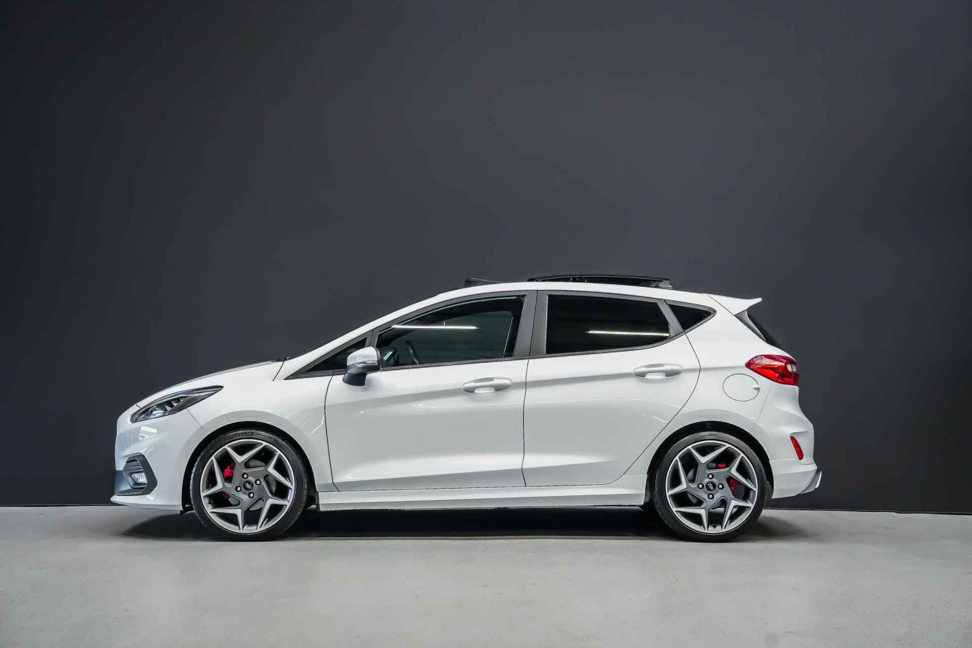 Ford Fiesta ST-3 1.5 200pk |panoramadak|B&O|cruise control|Apple Carpaly & Android auto|deurvangers|winterpakket|18"| - 7/41