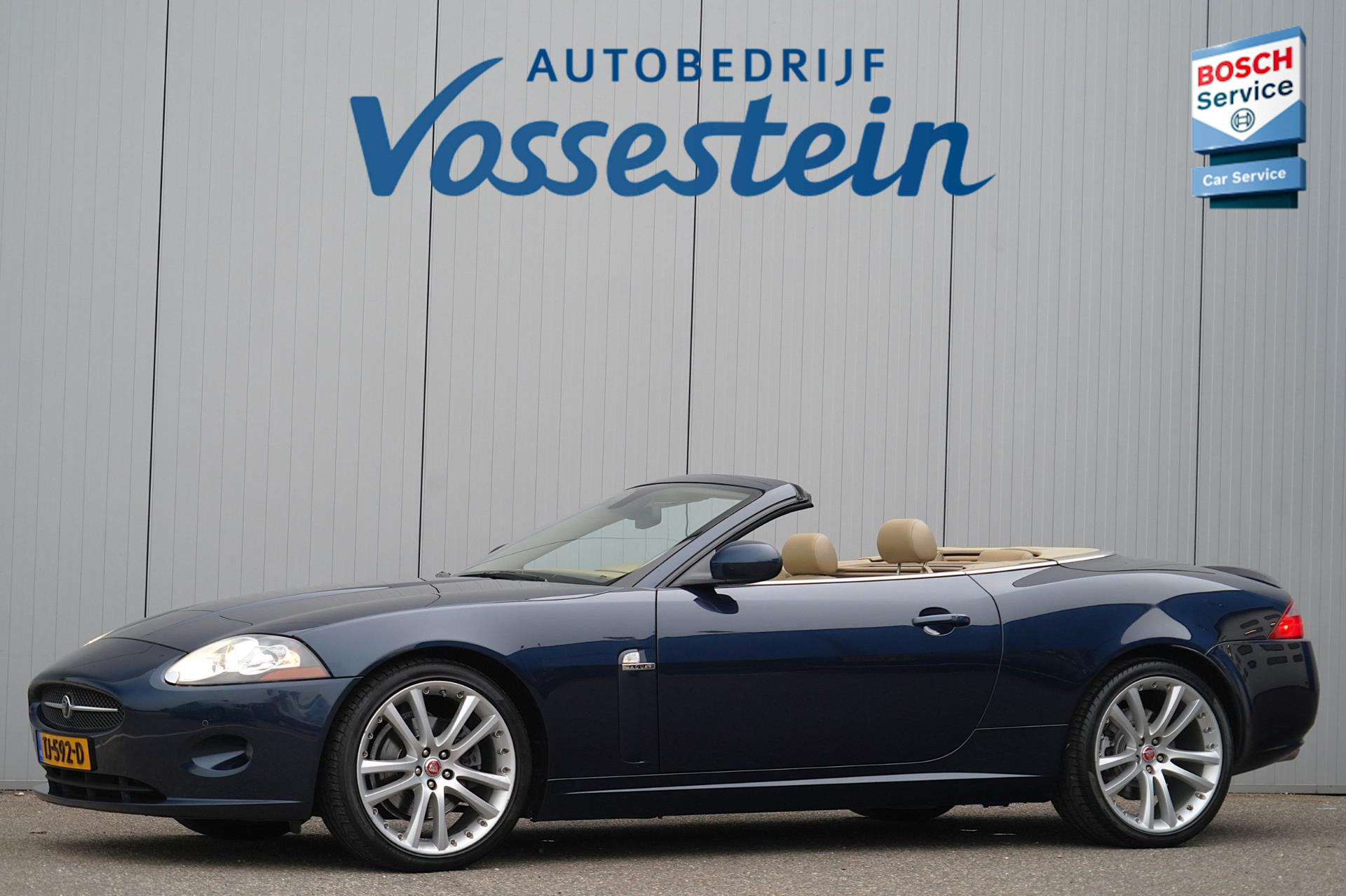 Jaguar XK 4.2 V8 Convertible / Leder / Alpine Audio / Stoelverw. / Stuurverw. / Memory Seats / Elek. Kap