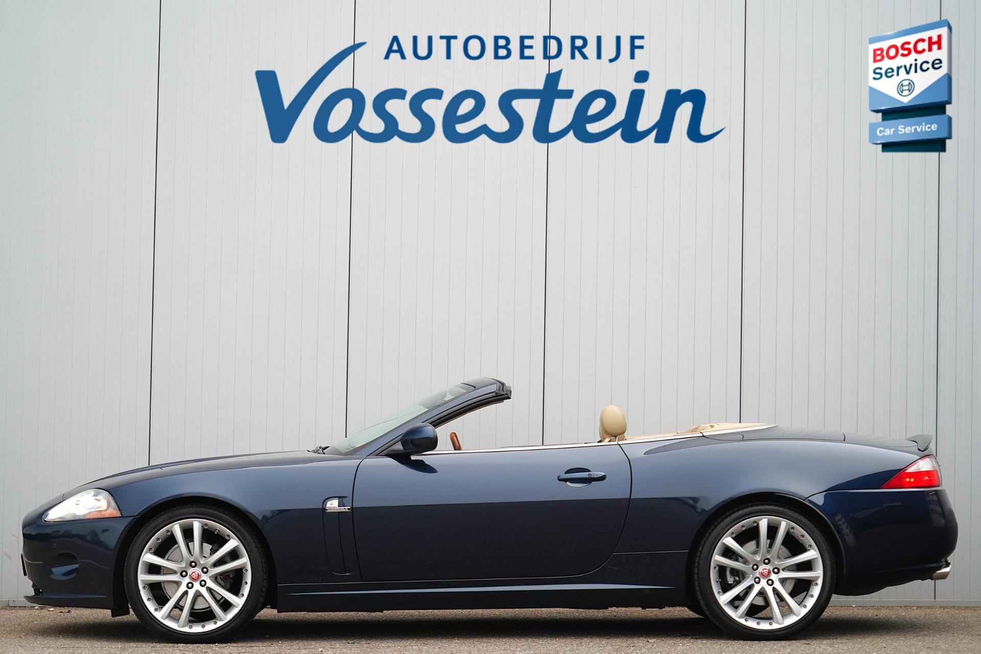 Jaguar XK 4.2 V8 Convertible / Leder / Alpine Audio / Stoelverw. / Stuurverw. / Memory Seats / Elek. Kap - 33/39