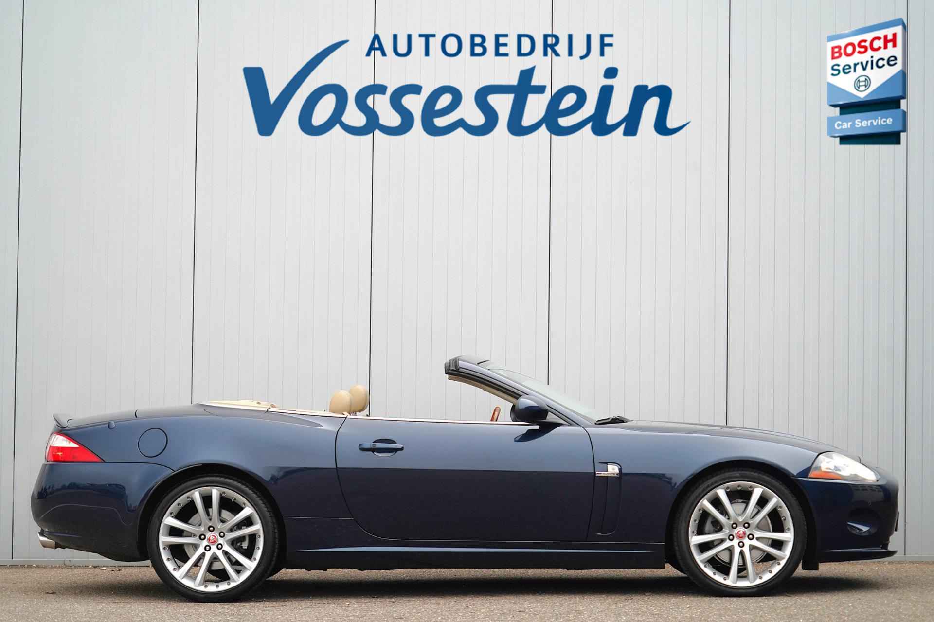 Jaguar XK 4.2 V8 Convertible / Leder / Alpine Audio / Stoelverw. / Stuurverw. / Memory Seats / Elek. Kap - 34/39