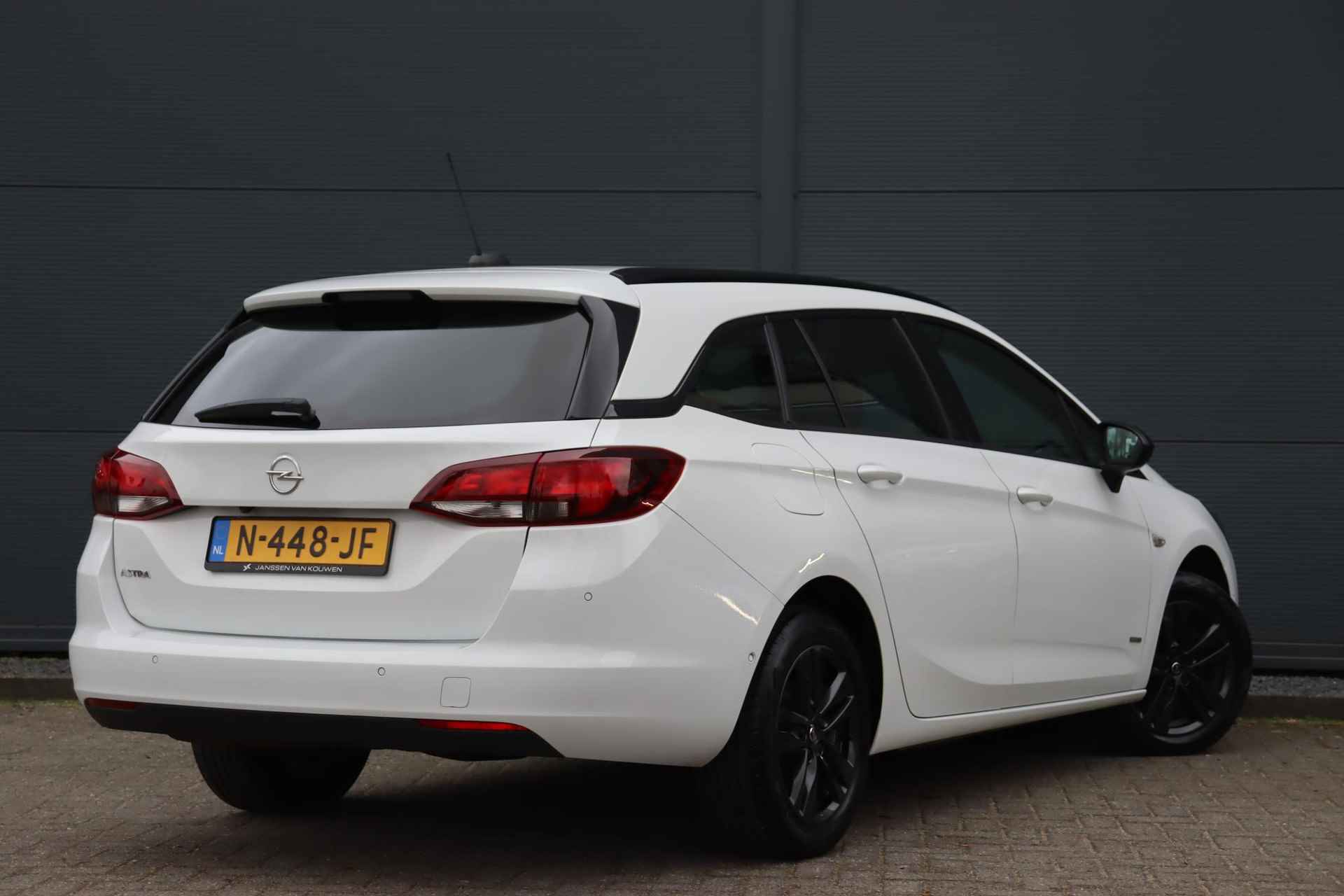 Opel Astra Sports Tourer 1.2 Design & Tech / Carplay / Dodehoek detectie / Camera - 6/36