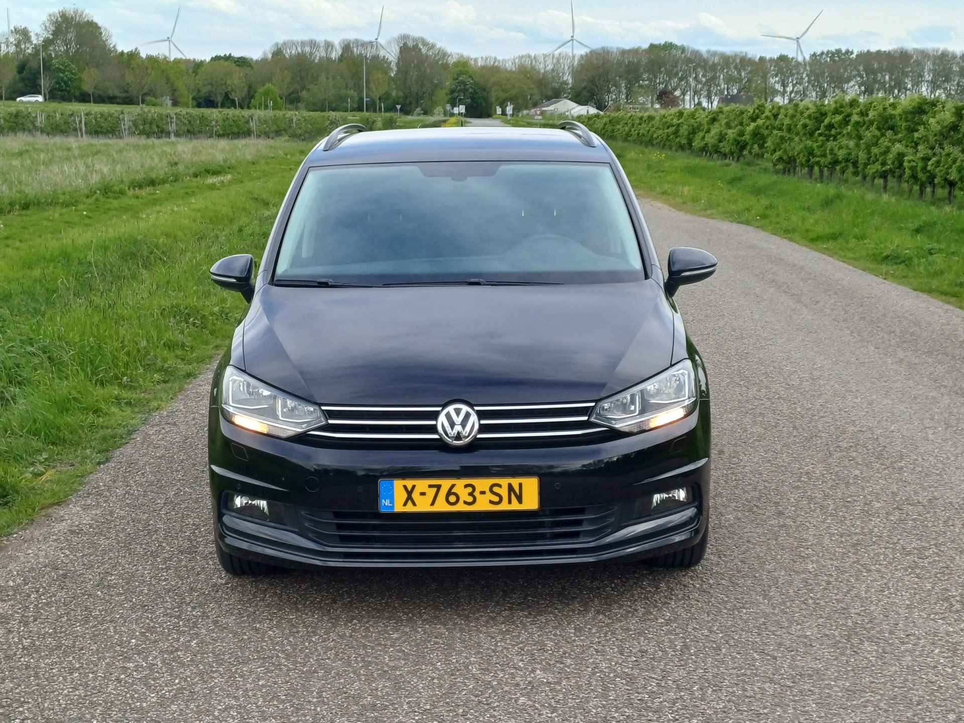 Volkswagen Touran 1.4 TSI Highline Business 7 Persoons 7 Persoons | Lage KM stand | Car Play | Navi | Clima | Cruise | Parkeerhulp - 5/44