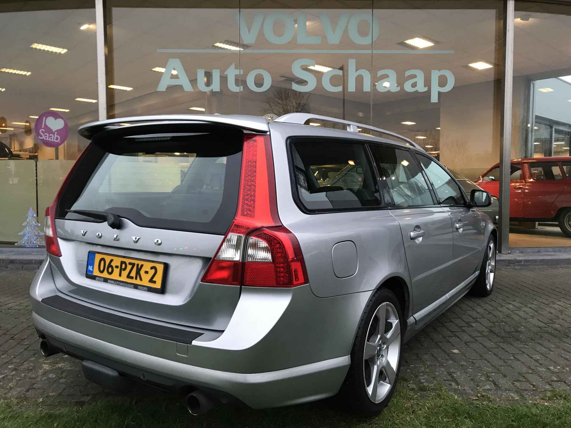 Volvo V70 2.0T R-Edition Automaat | Rijklaar incl garantie | Achterspoiler Parkeersensoren Afneembare trekhaak - 5/36