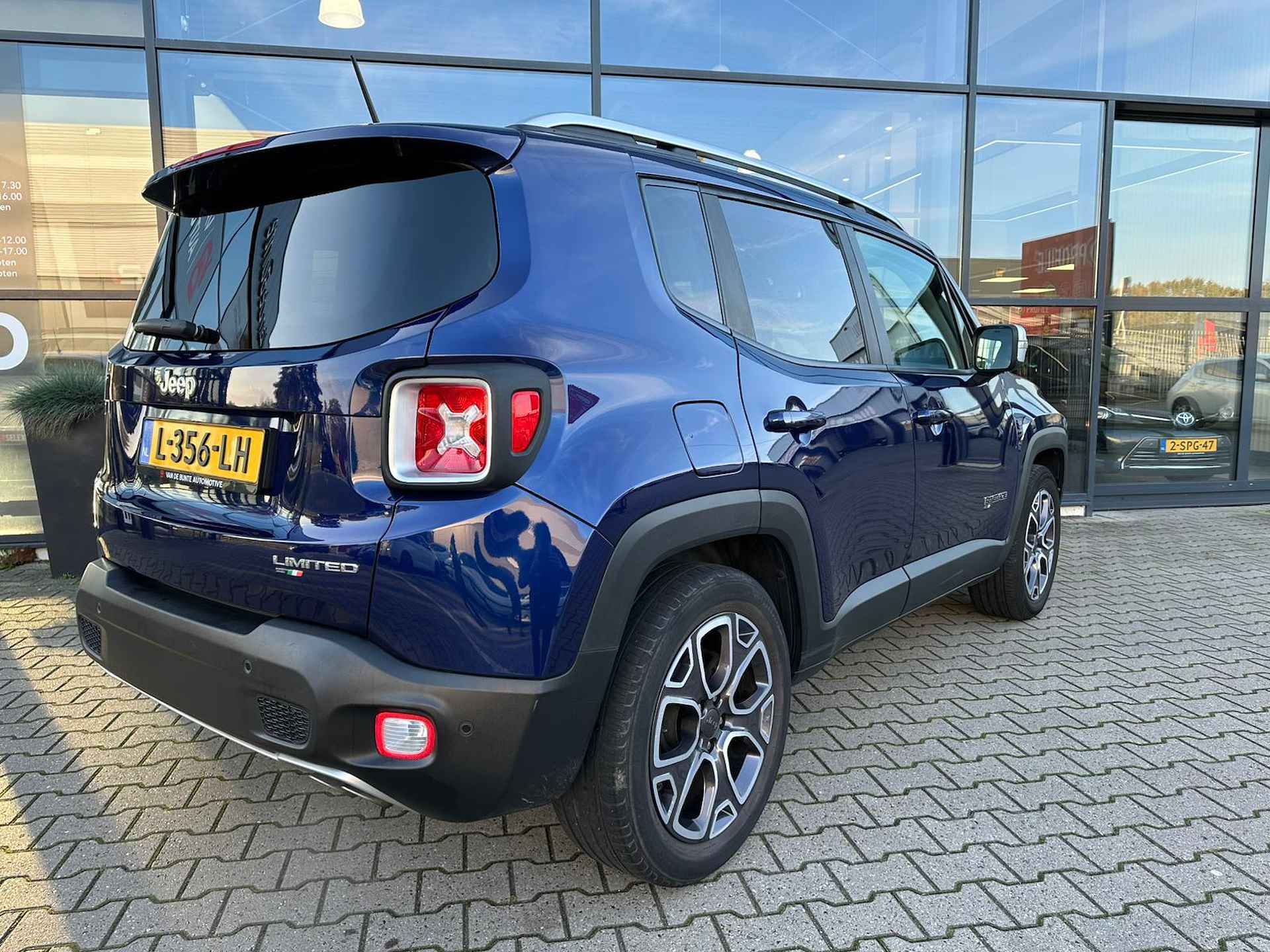 Jeep Renegade 1.4 MultiAir Limited *Navi & Winter Pack* - 5/32