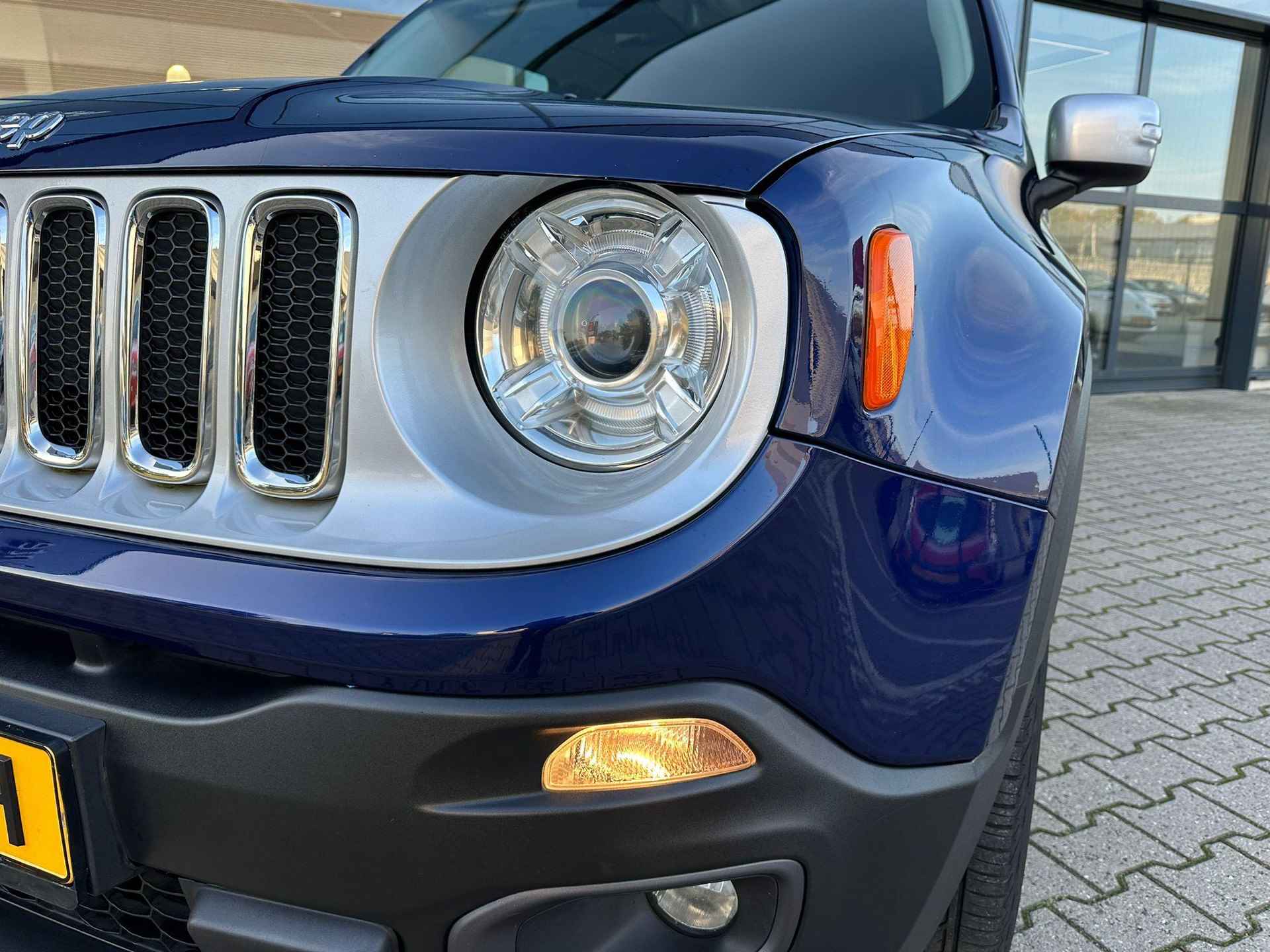 Jeep Renegade 1.4 MultiAir Limited *Navi & Winter Pack* - 6/32