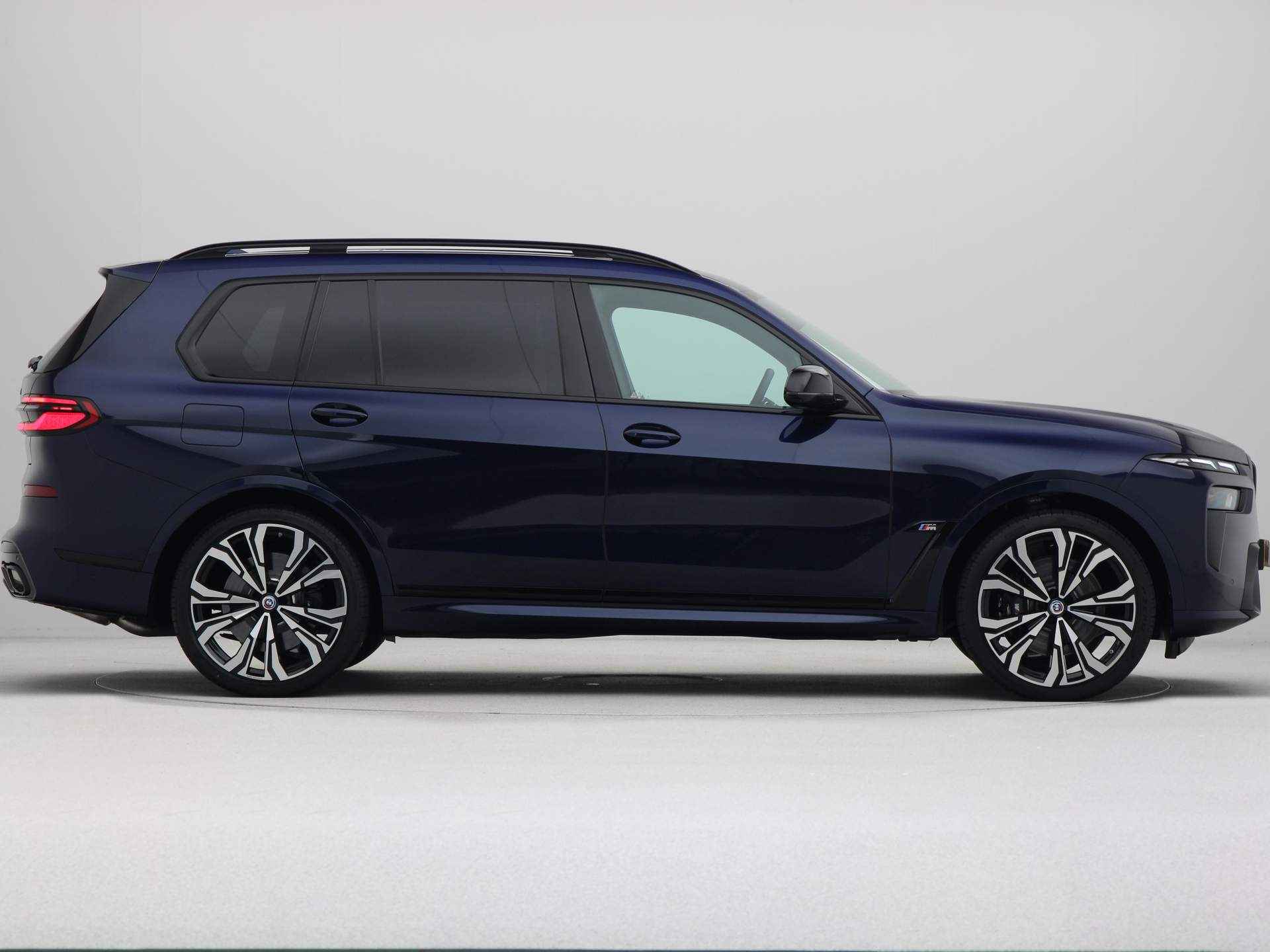 BMW X7 M60i xDrive - 9/28