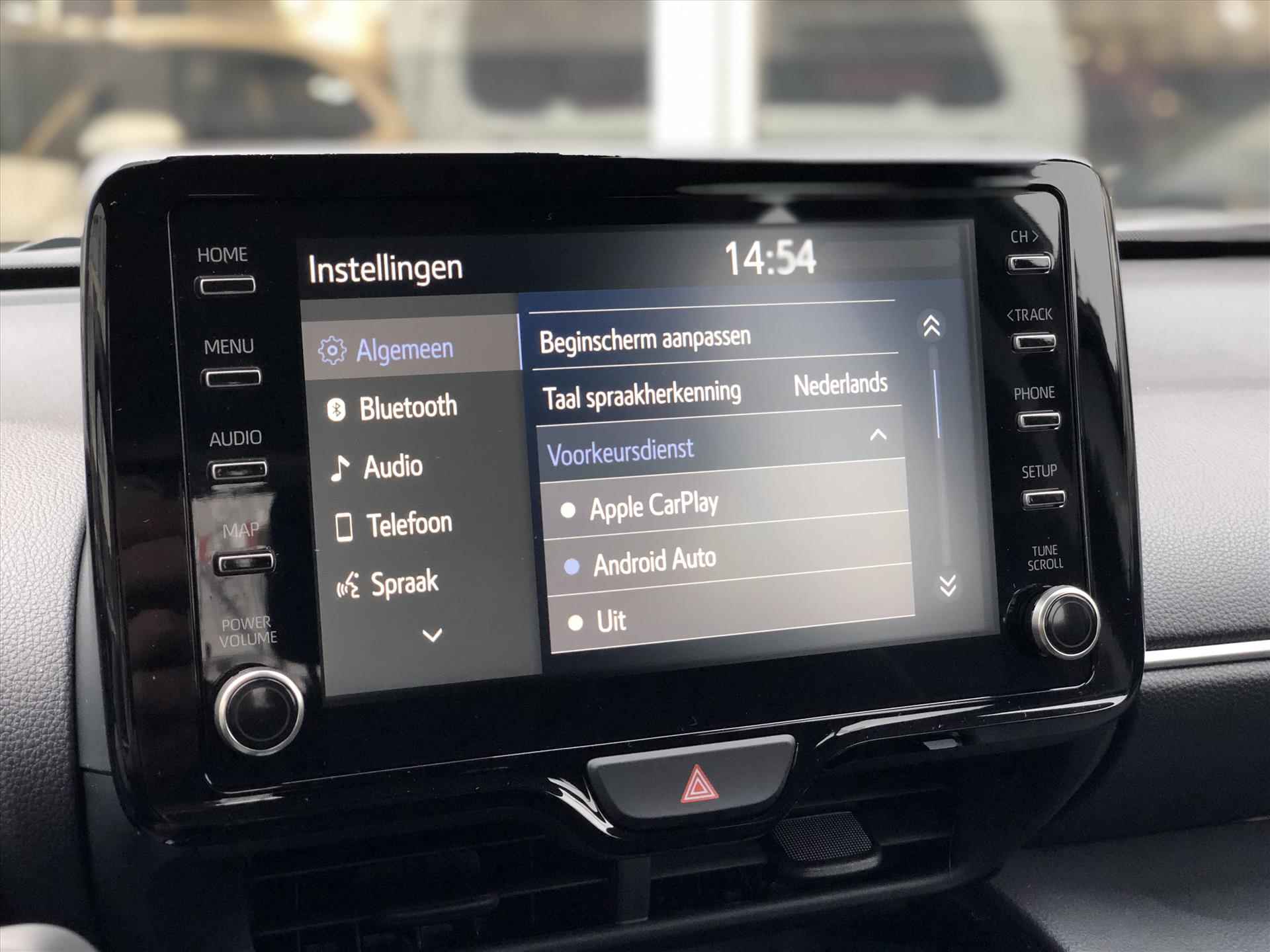 Toyota Yaris Cross 1.5 Hybrid Active | Apple CarPlay/Android Auto, Lichtmetalen velgen, Parkeercamera, Adaptive cruise control - 29/34