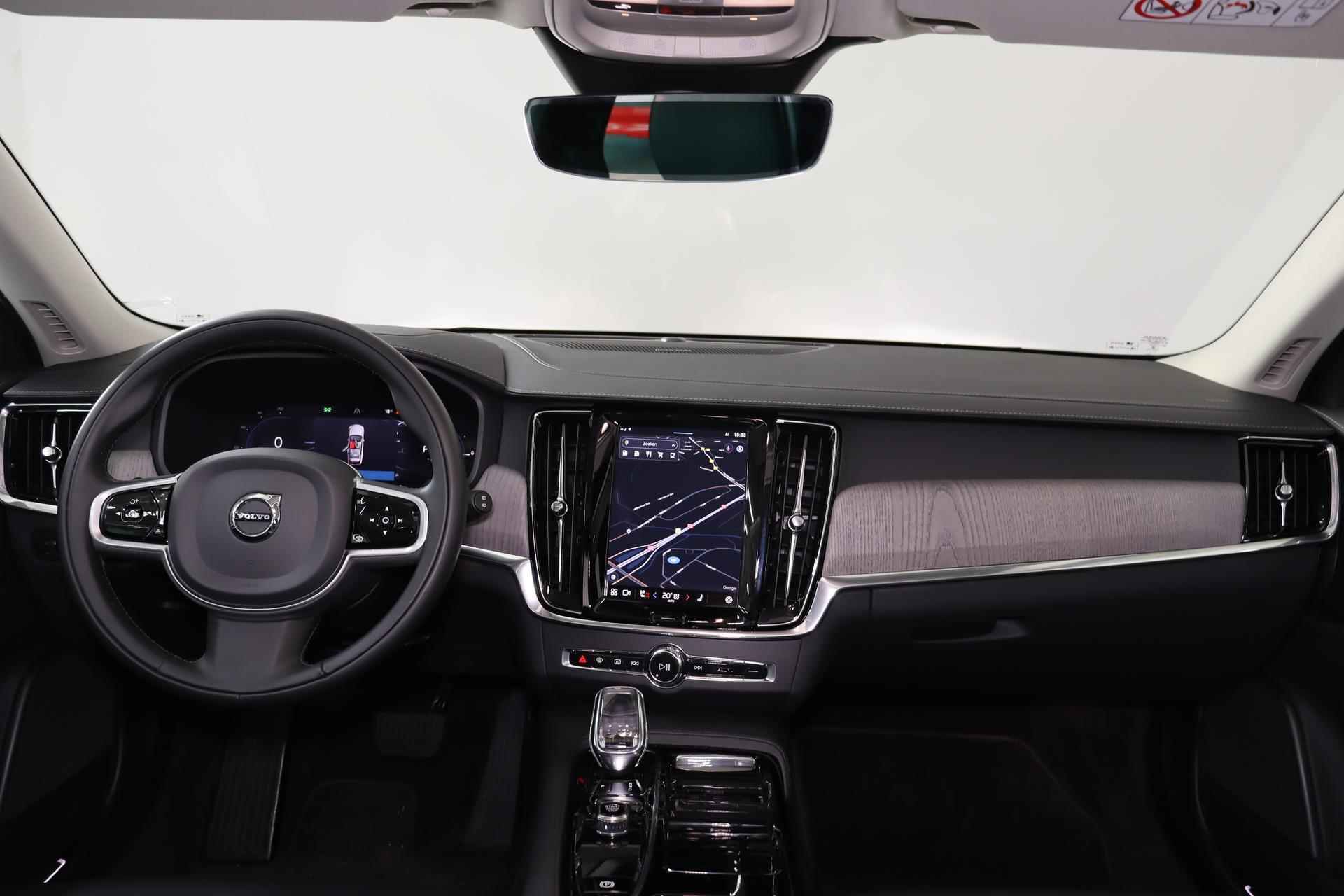 Volvo V90 T6 AWD Recharge Inscription - Panorama/schuifdak - IntelliSafe Assist & Surround - Harman/Kardon audio - Adaptieve LED koplampen - Parkeercamera achter - Verwarmde voorstoelen & stuur - Parkeersensoren voor & achter - Elektr. bedienb. voorstoelen met geheugen - Standkachel - 19' LMV - 30/33