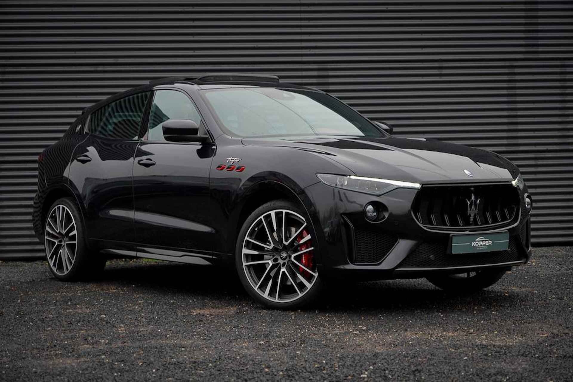 Maserati Levante 3.8 V8 Trofeo 580 PK / Bowers&Wilkins / 22'' / Luchtvering - 13/70