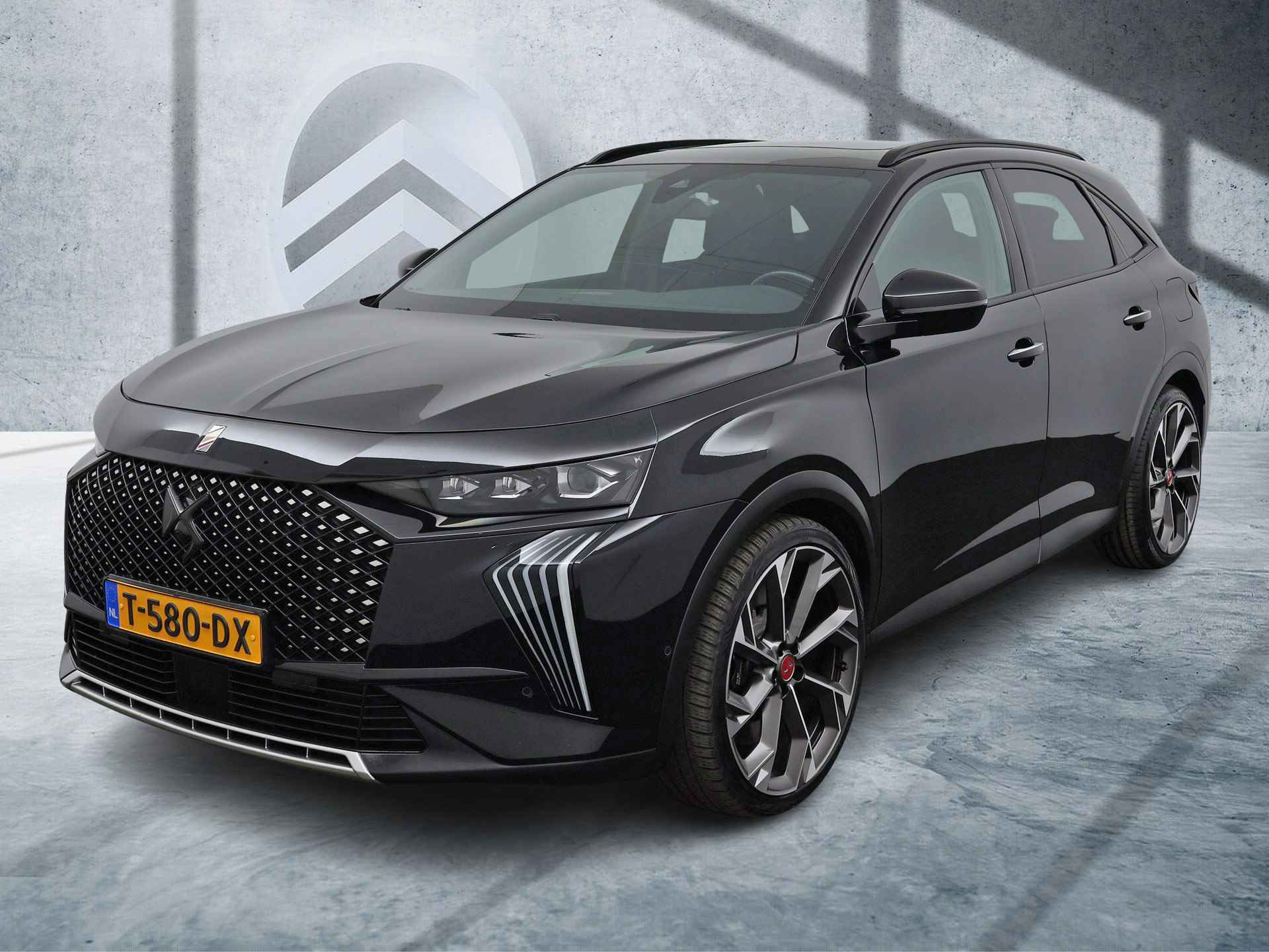 DS 7 E-Tense 360pk AWD Performance Line+ | Rijklaar | Panoramadak | Electric seats | - 1/28