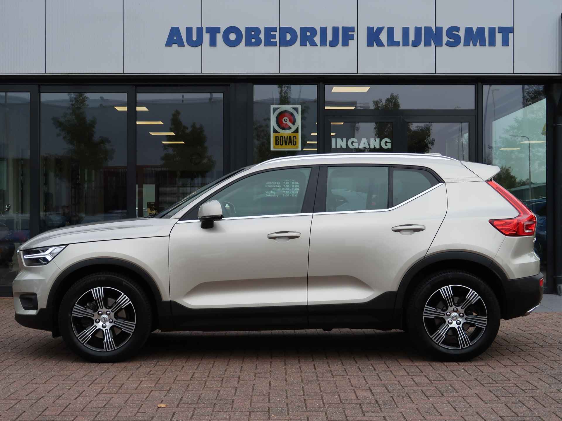 Volvo XC40 2.0 T4 Inscription | adapt cruise | parkeercamera | - 2/25