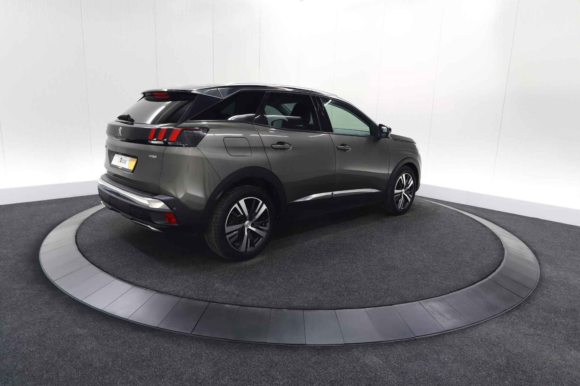 Peugeot 3008 PureTech 130 EAT6 Allure | Camera | Navigatie | Apple Carplay | Parkeersensoren - 6/79