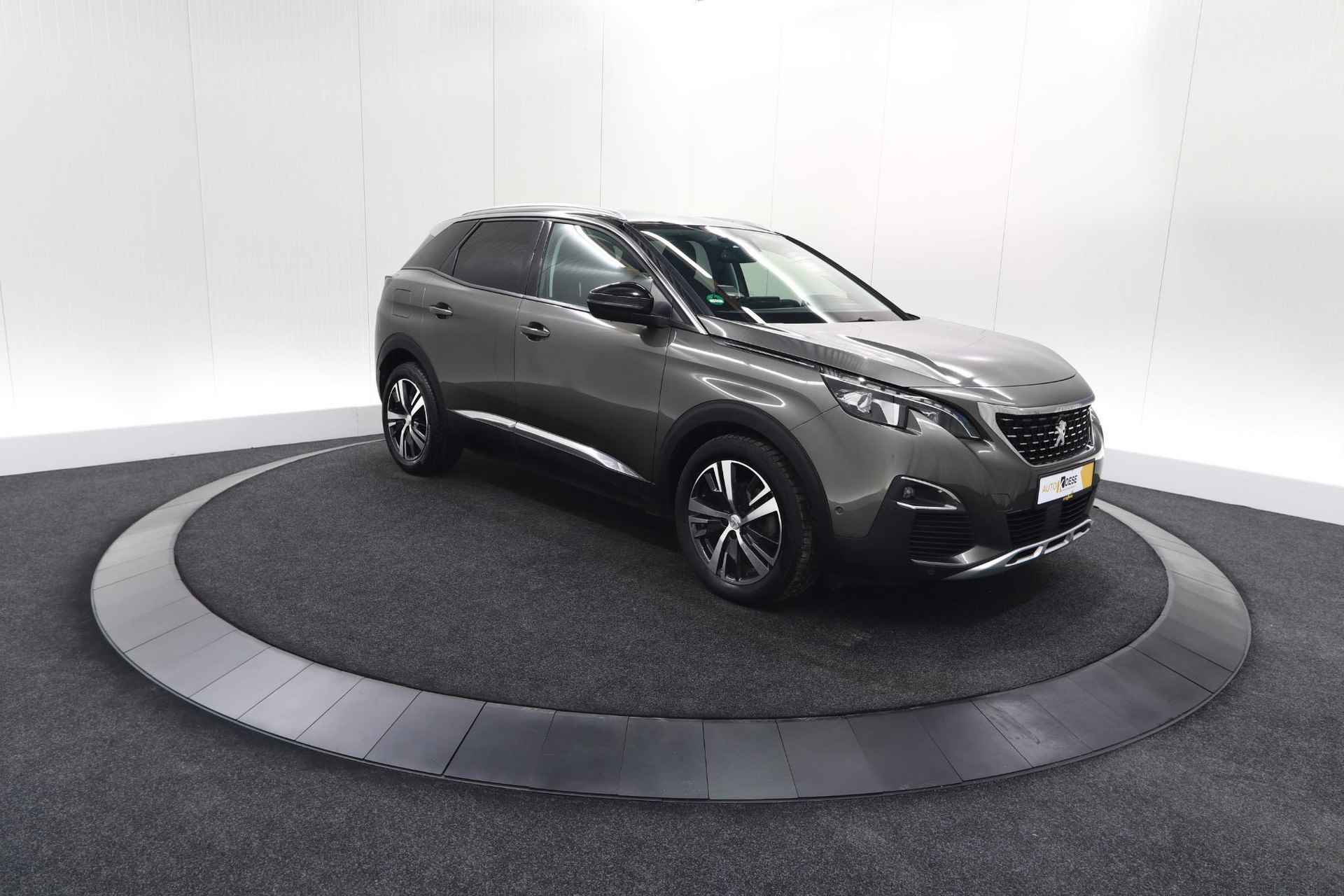 Peugeot 3008 PureTech 130 EAT6 Allure | Camera | Navigatie | Apple Carplay | Parkeersensoren - 8/79