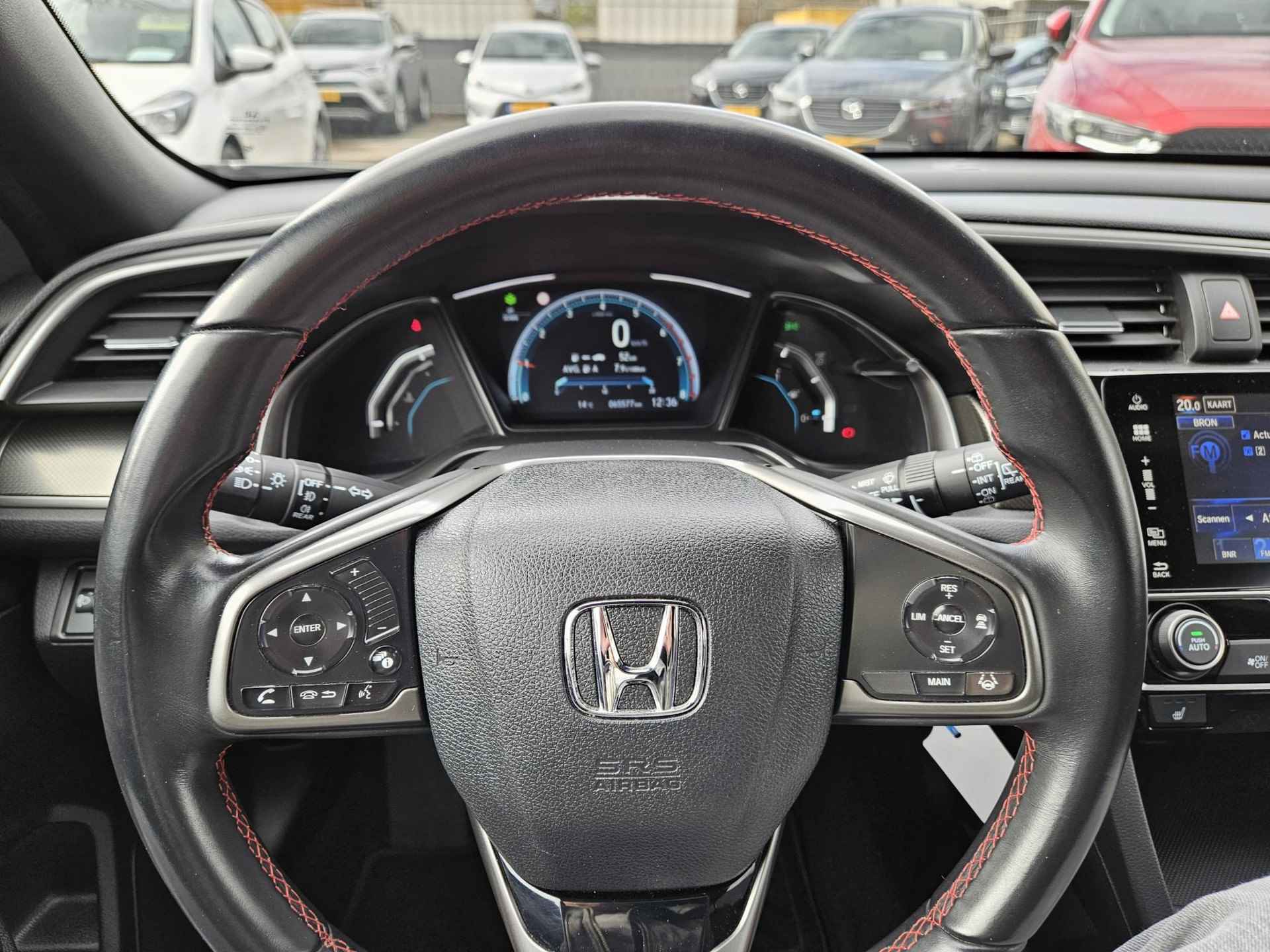 Honda Civic 1.0 i-VTEC Black Edition 1e eig 65.000km - 12/36