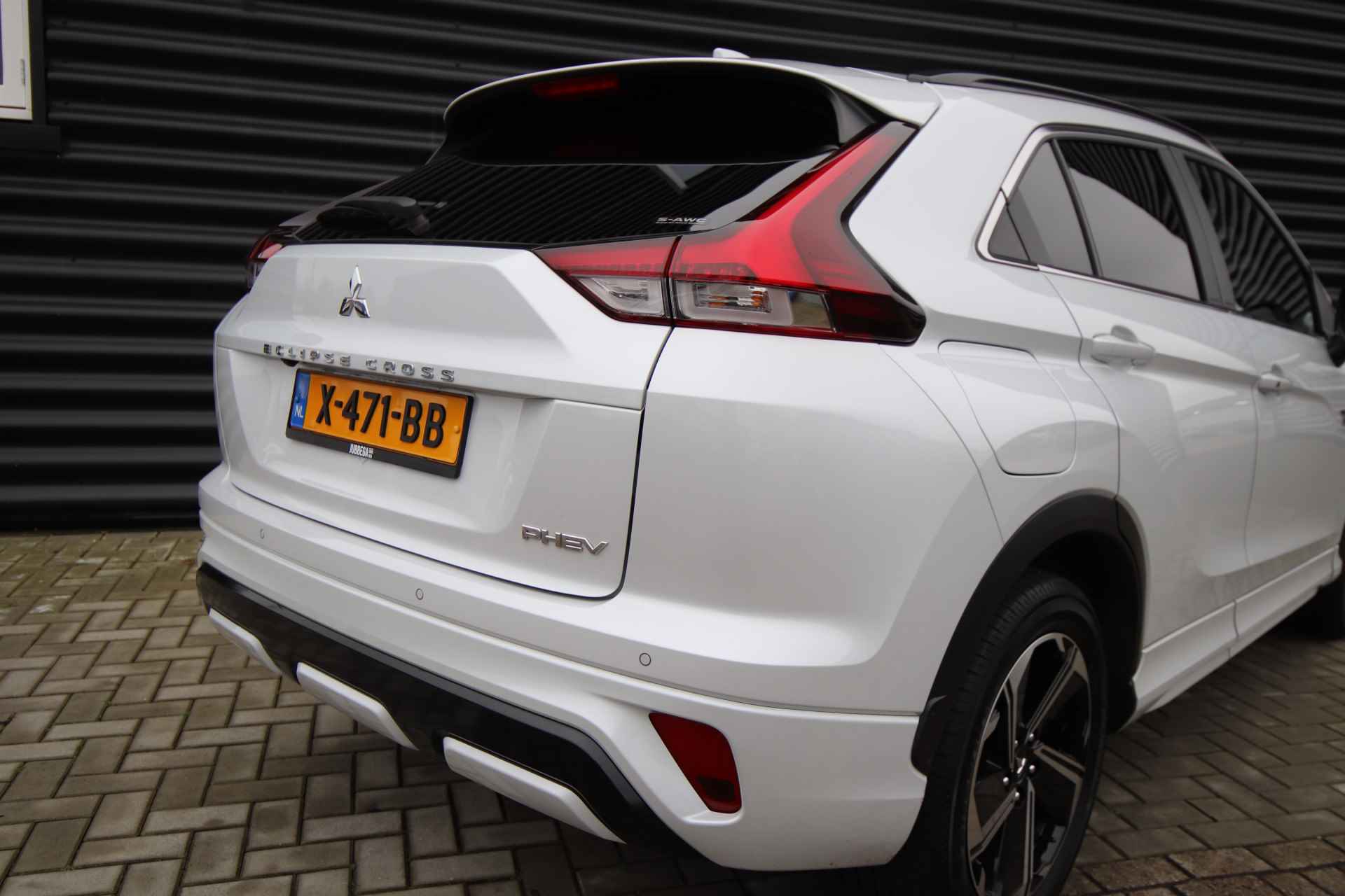 Mitsubishi Eclipse Cross 2.4 PHEV Business Executive NL-Auto, Adaptive Cruise - 70/84