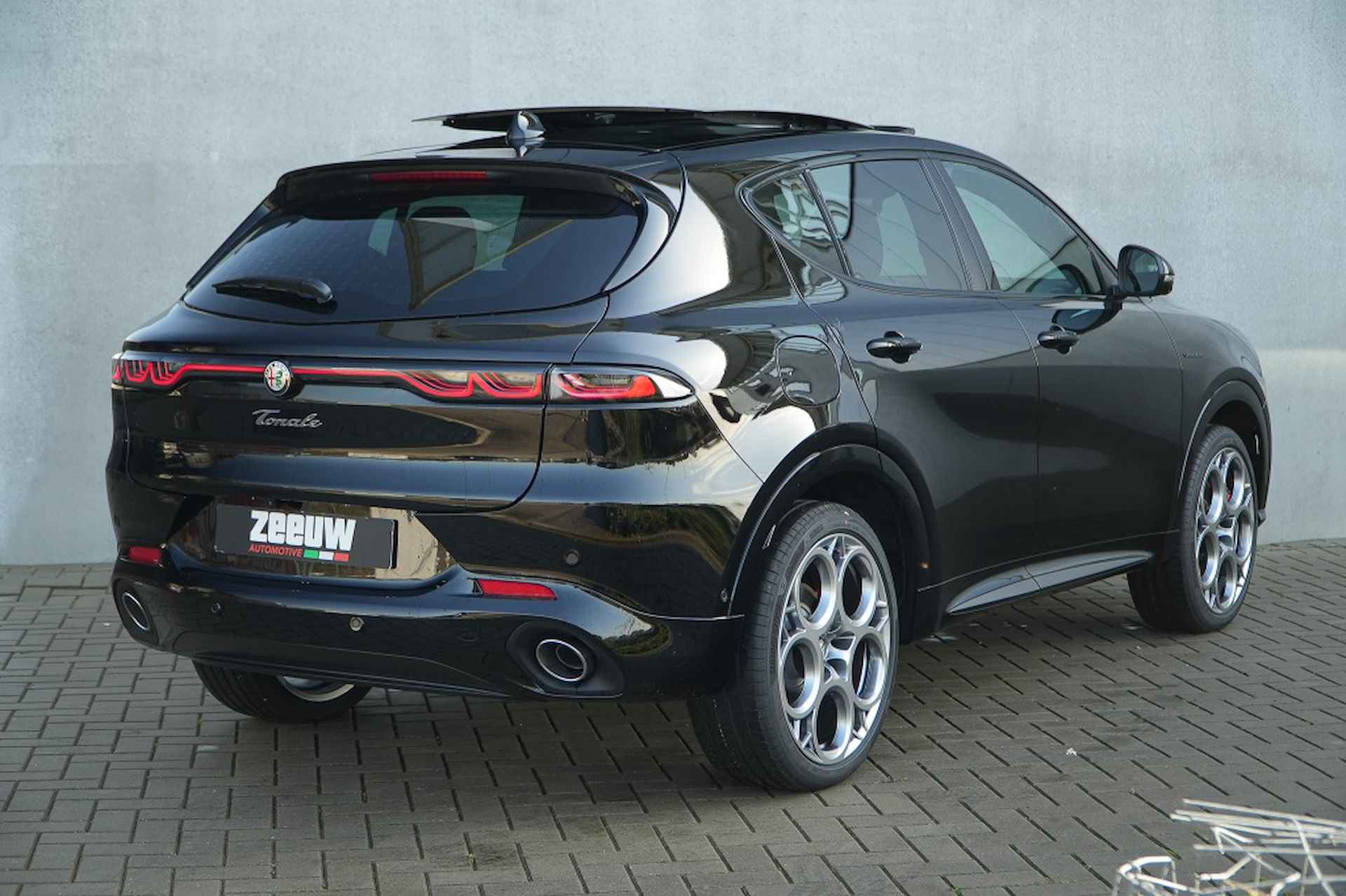 Alfa romeo Tonale 1.3T PHEV 280 PK Veloce | Pano | Technology Pack - 24/42