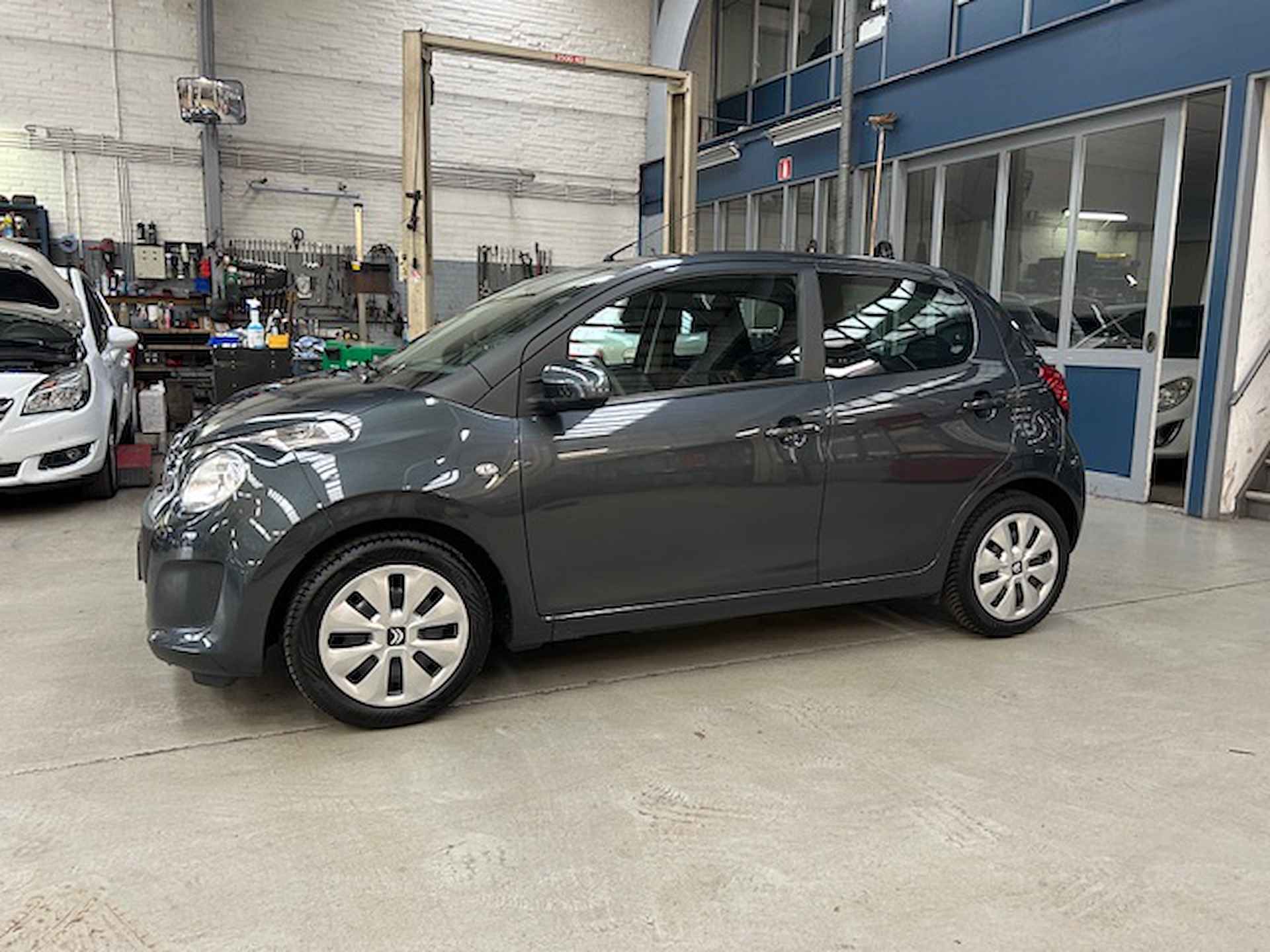 CITROEN C1 1.0 VTi 72PK 5D Feel | Airco | All-season banden | Bluetooth | Elektr. ramen | NAP | Rijklaar prijs! - 4/19