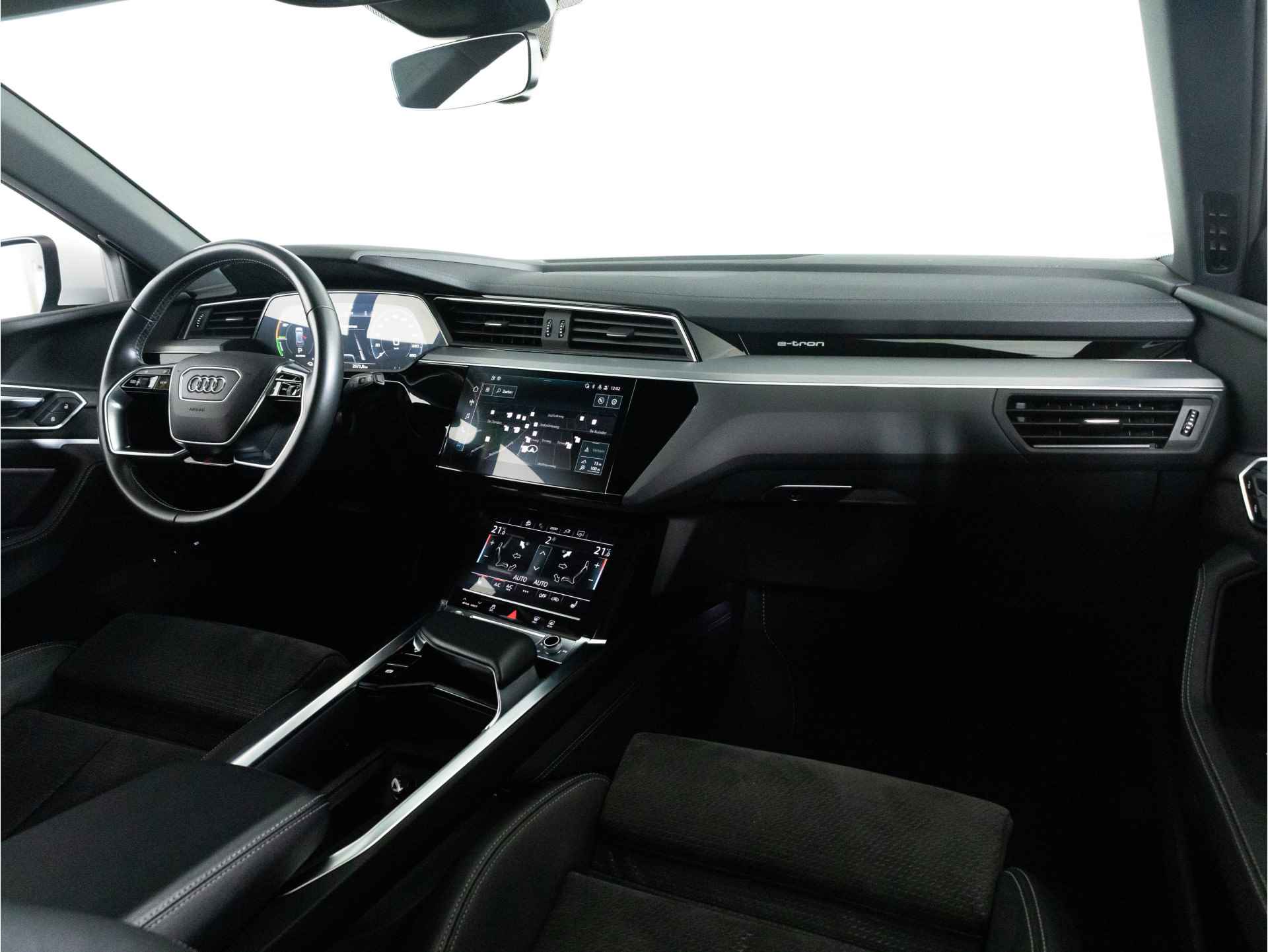 Audi e-tron S-Line 50 QUATTRO 313 PK 71 kWh | 8% bijtelling | INCL. BTW | LED | Black optiek | Panoramadak | Achteruitrijcamera | - 15/55