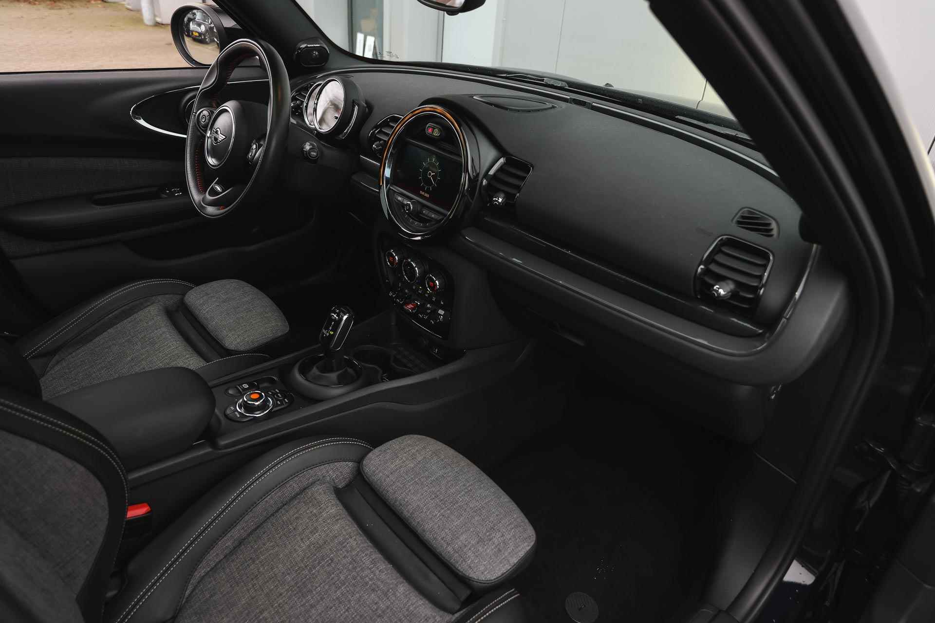 MINI Clubman Cooper Automaat / JCW Trim Pakket / Panoramadak / Stoelverwarming / LED / Park Assistant / Harman Kardon / Cruise Control - 12/33